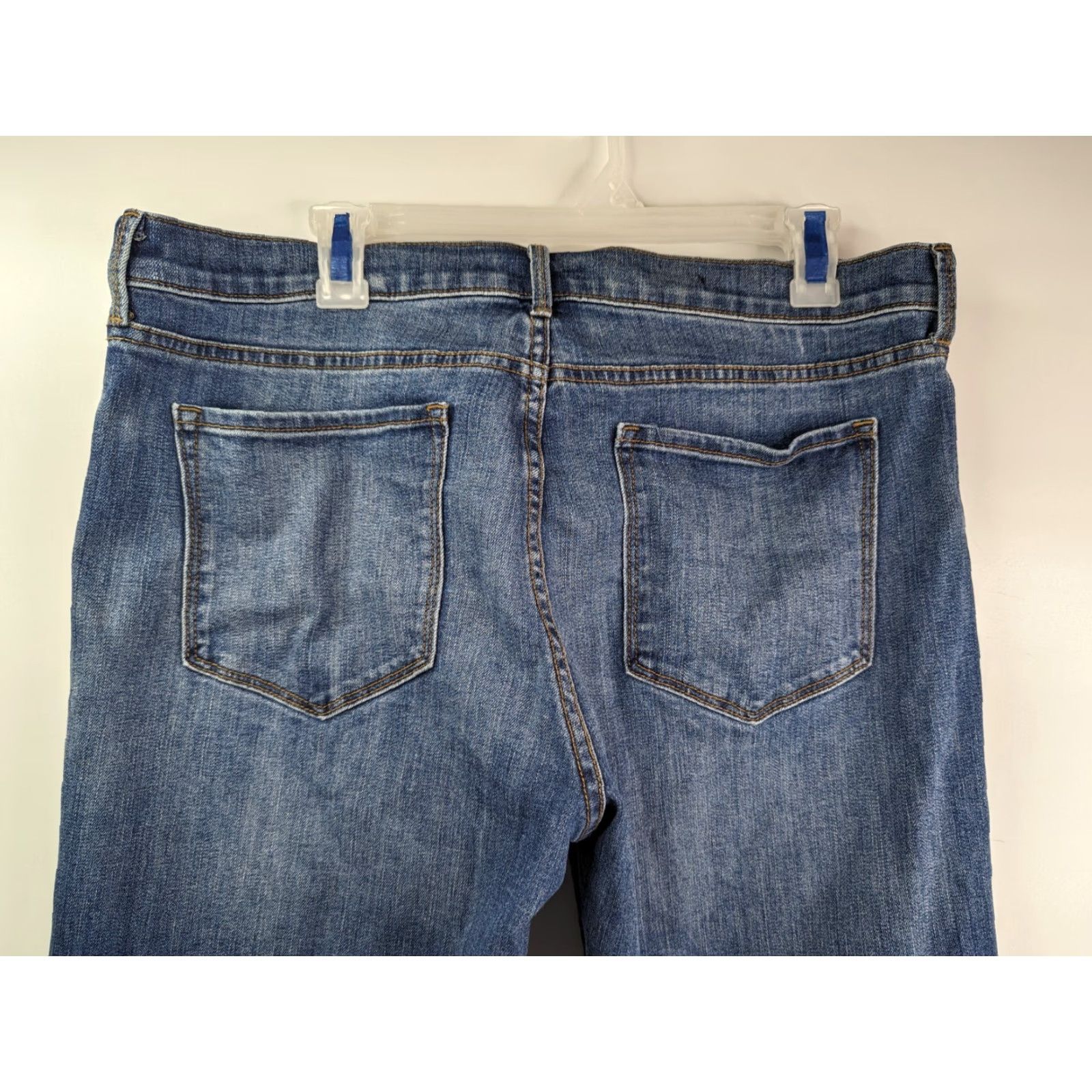 Banana Republic Banana Republic Premium Denim Side Stripe Girlfriend Blue Jeans Women’s 32 Size 24" / US 00 / IT 34 - 7 Thumbnail