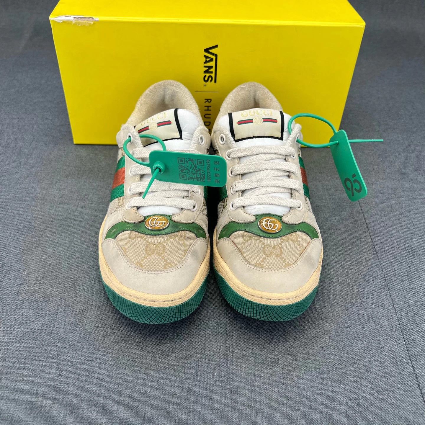 Gucci Gucci Enamel Distressed Sneakers Grey Green 37.5 Size US 7.5 / IT 37.5 - 8 Thumbnail