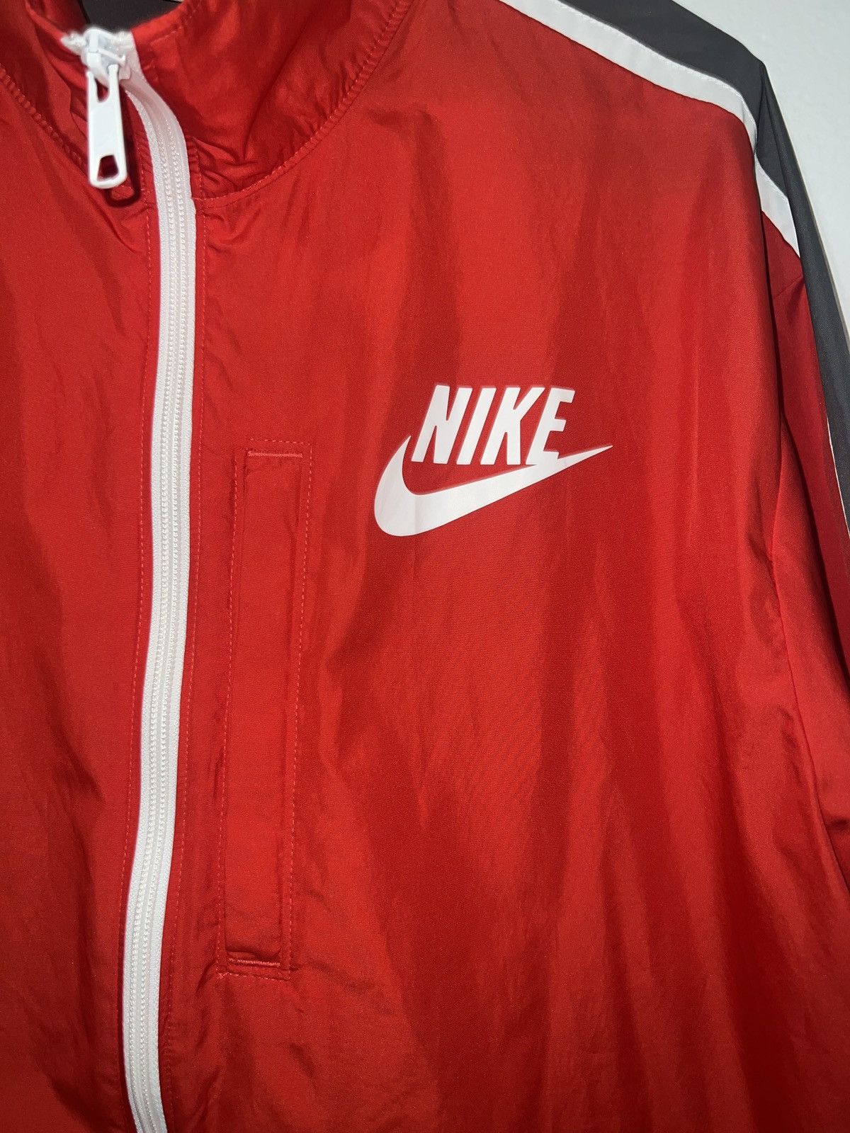 Nike Red Nike Windbreaker Size US L / EU 52-54 / 3 - 3 Thumbnail