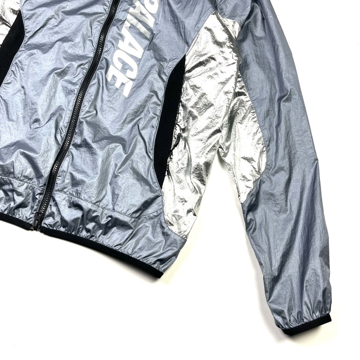 Palace 2019 Palace Skateboards Foil Jacket Nylon Light Streetwear Size US M / EU 48-50 / 2 - 3 Thumbnail