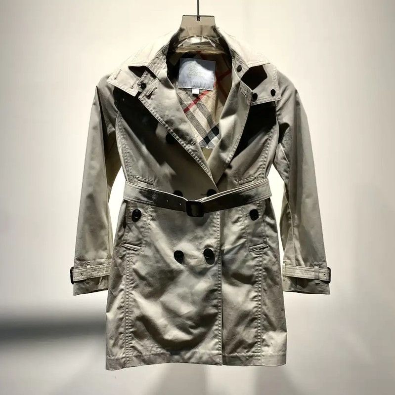 Burberry Burberry Khaki Cotton Trench Coat for Women Size M / US 6-8 / IT 42-44 - 1 Thumbnail