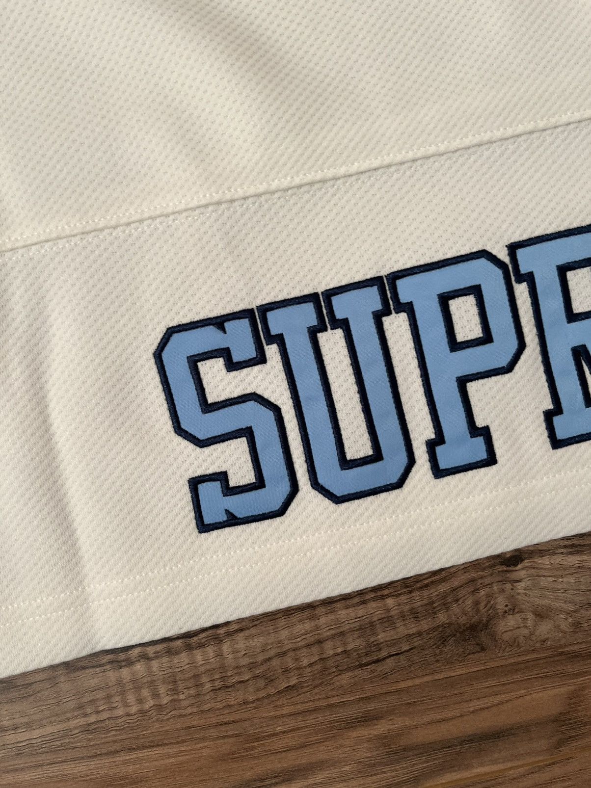 Mitchell & Ness × NCAA × Supreme Supreme Mitchell & Ness NCAA Hockey Jersey Size US XL / EU 56 / 4 - 19 Thumbnail