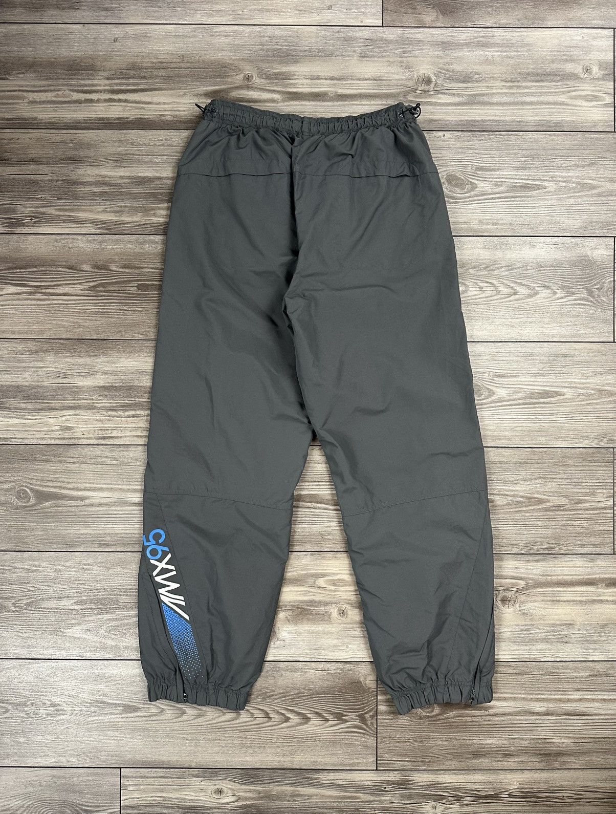 Nike Y2K Nike Airmax 95 Nylon Pants Size US 30 / EU 46 - 2 Thumbnail