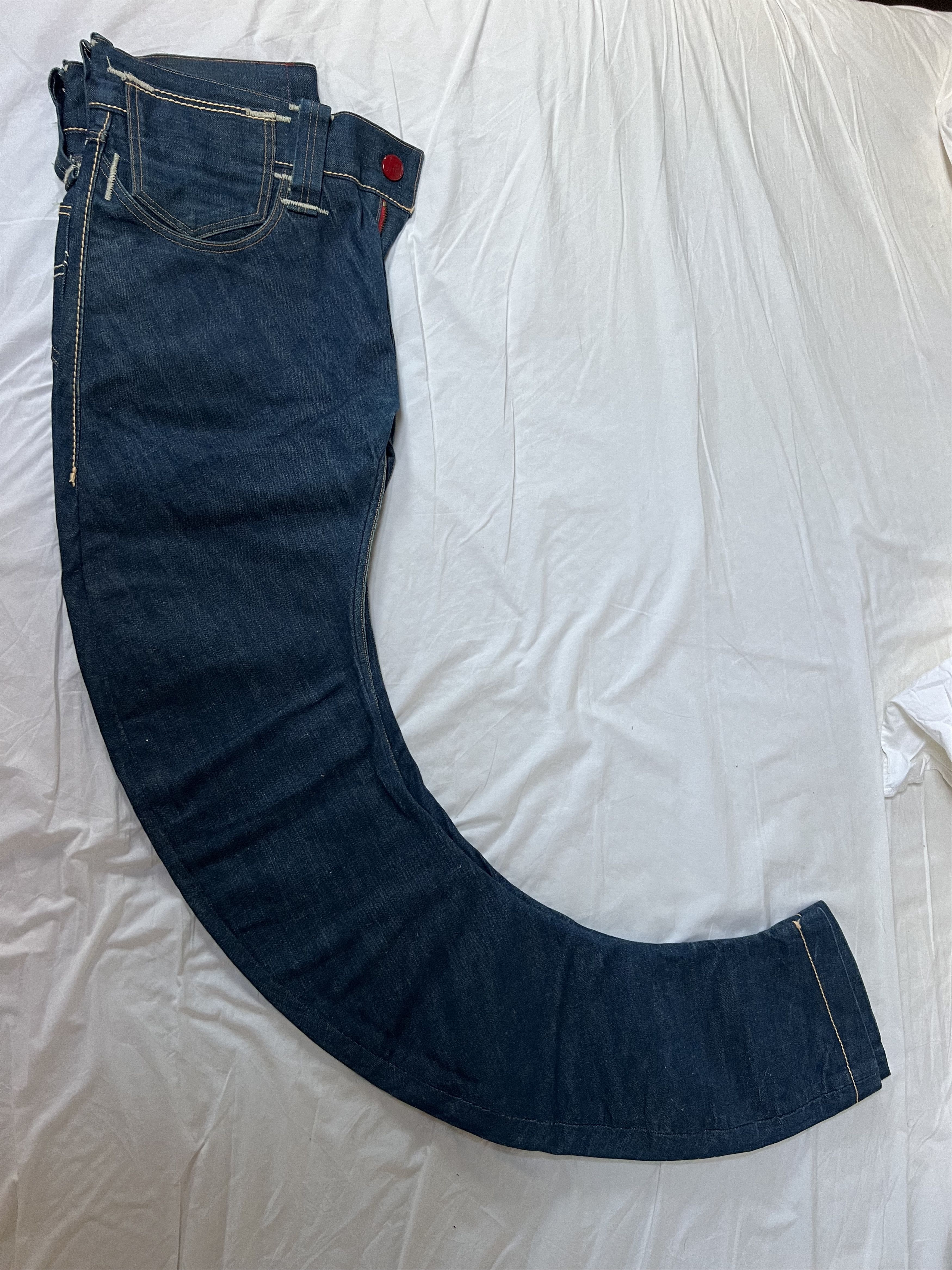Levi's Levi’s RED “Super Curved” — First Issue Pattern — Rare Size US 36 / EU 52 - 1 Thumbnail