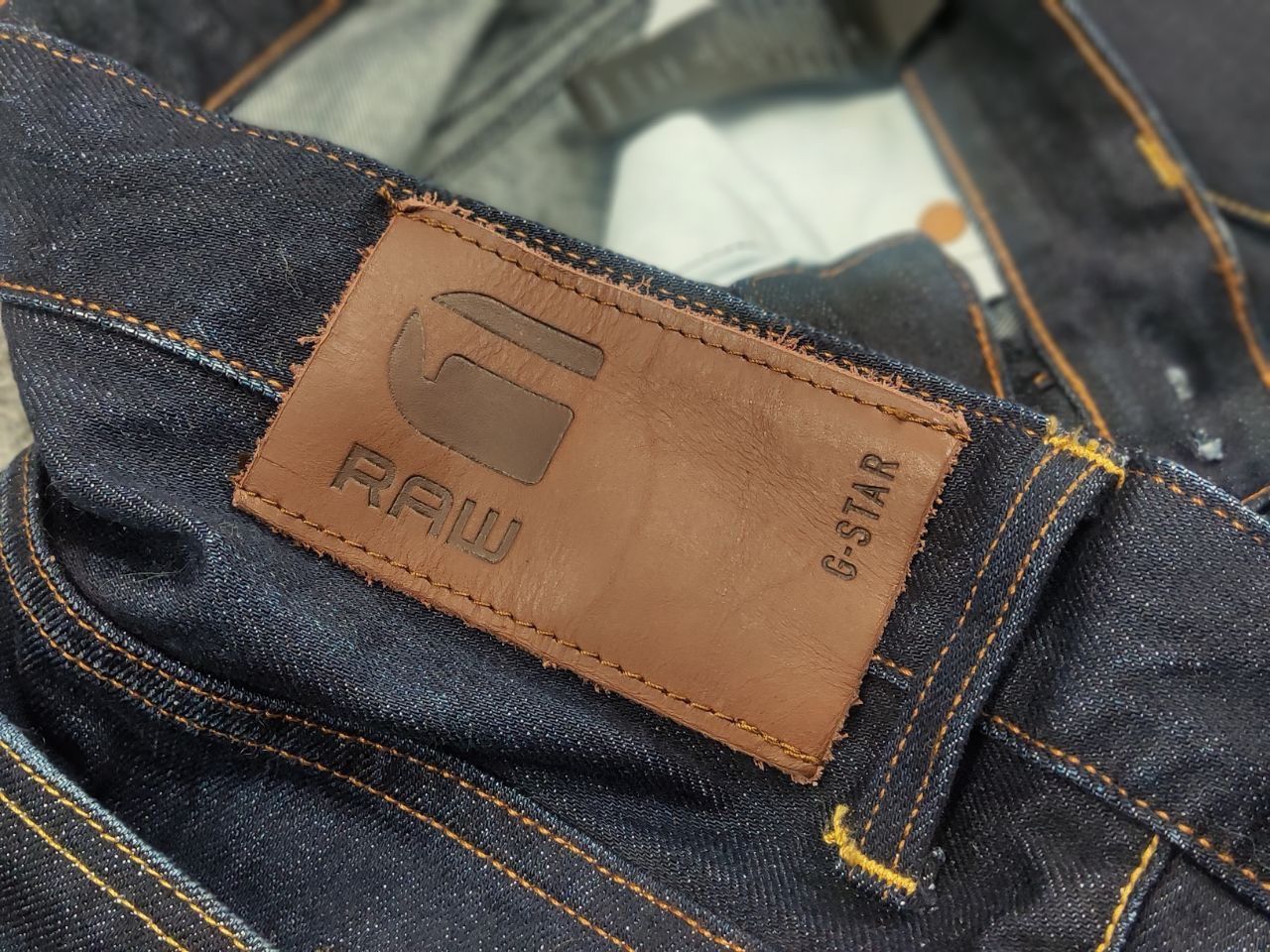 G-Star G Star Raw 3301 tapered dark wash Denim Jeans Vintage Style Size US 32 / EU 48 - 11 Thumbnail