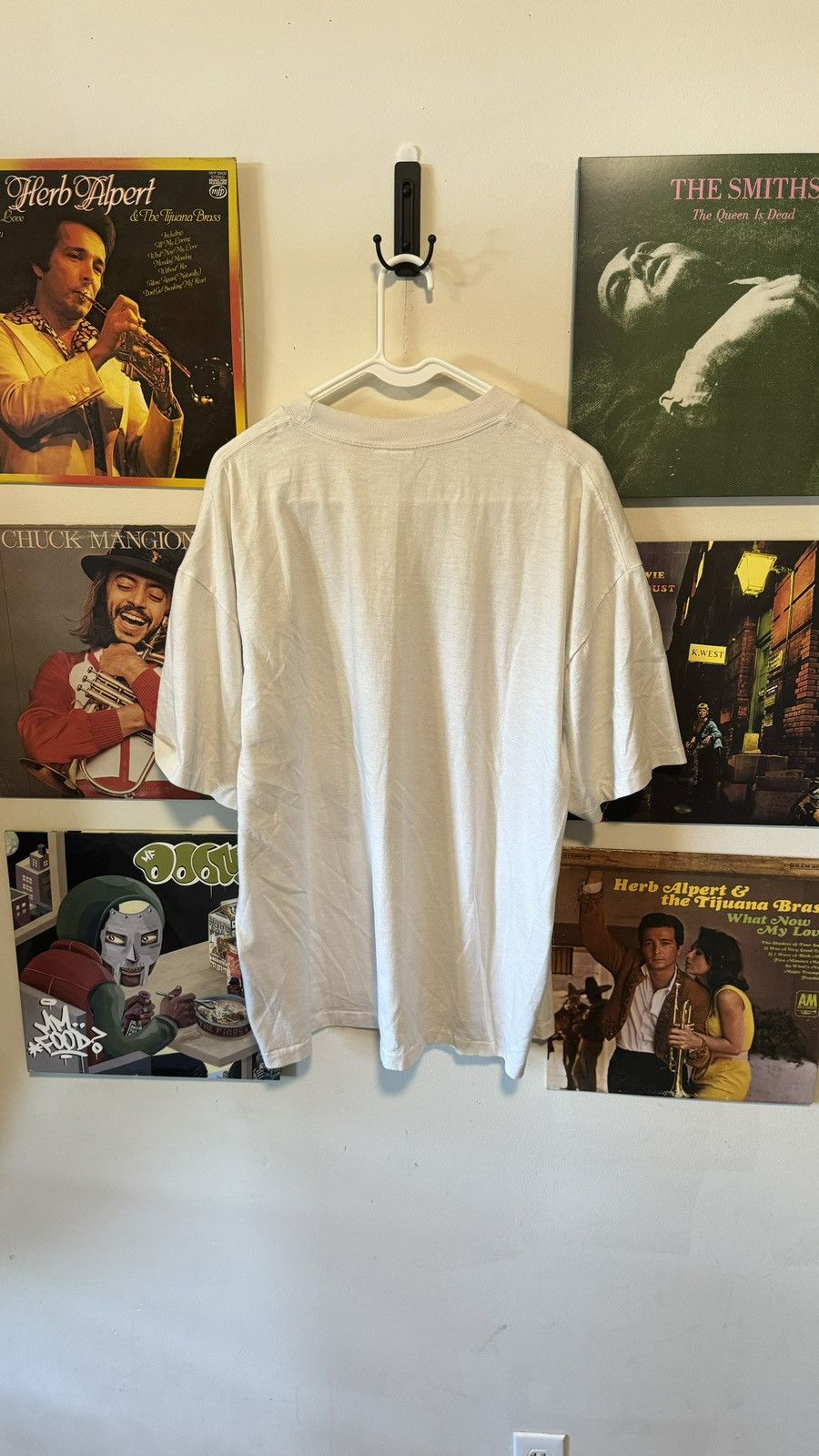 Hanes “No Quiero Truco” Vintage Tweety bird Shirt Size US XL / EU 56 / 4 - 4 Thumbnail
