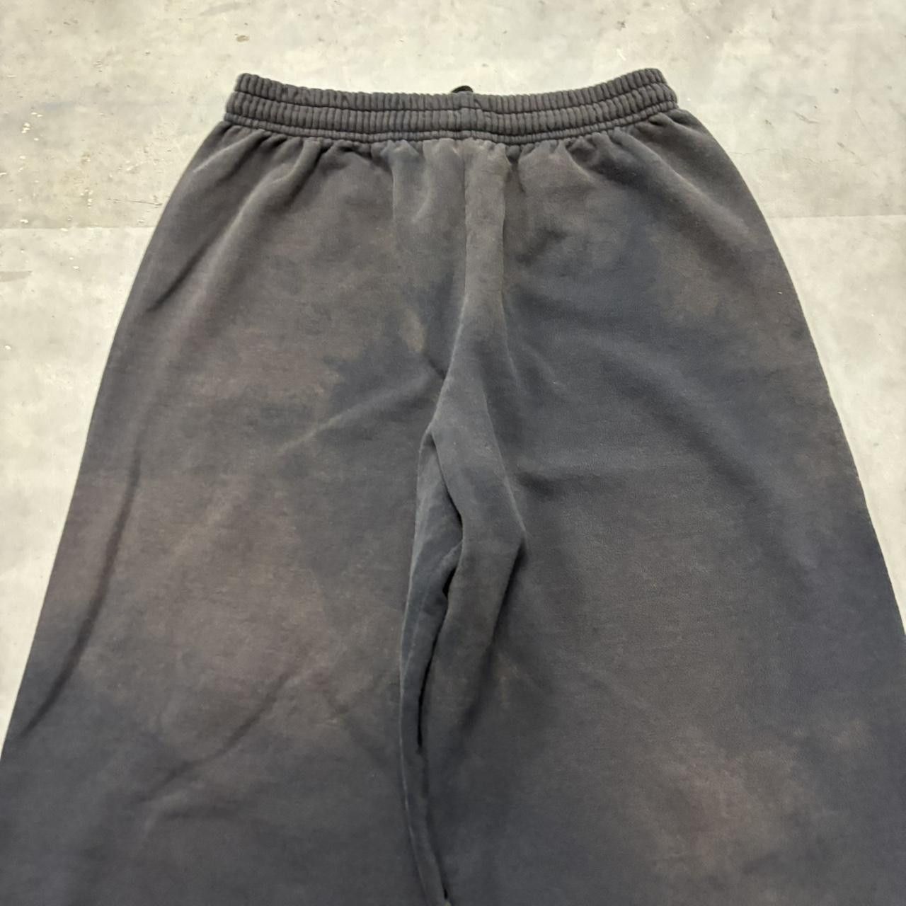 Japanese Brand × Vintage Crazy Vintage 90s Faded Black Skater Essential Sweatpants! Size US 30 / EU 46 - 4 Thumbnail