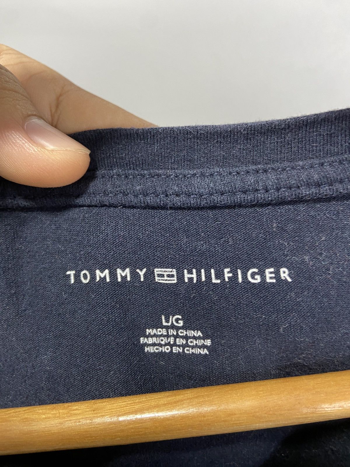 Tommy Hilfiger Tommy Hilfiger Bold Anchor Logo T shirt Size L / US 10 / IT 46 - 4 Thumbnail