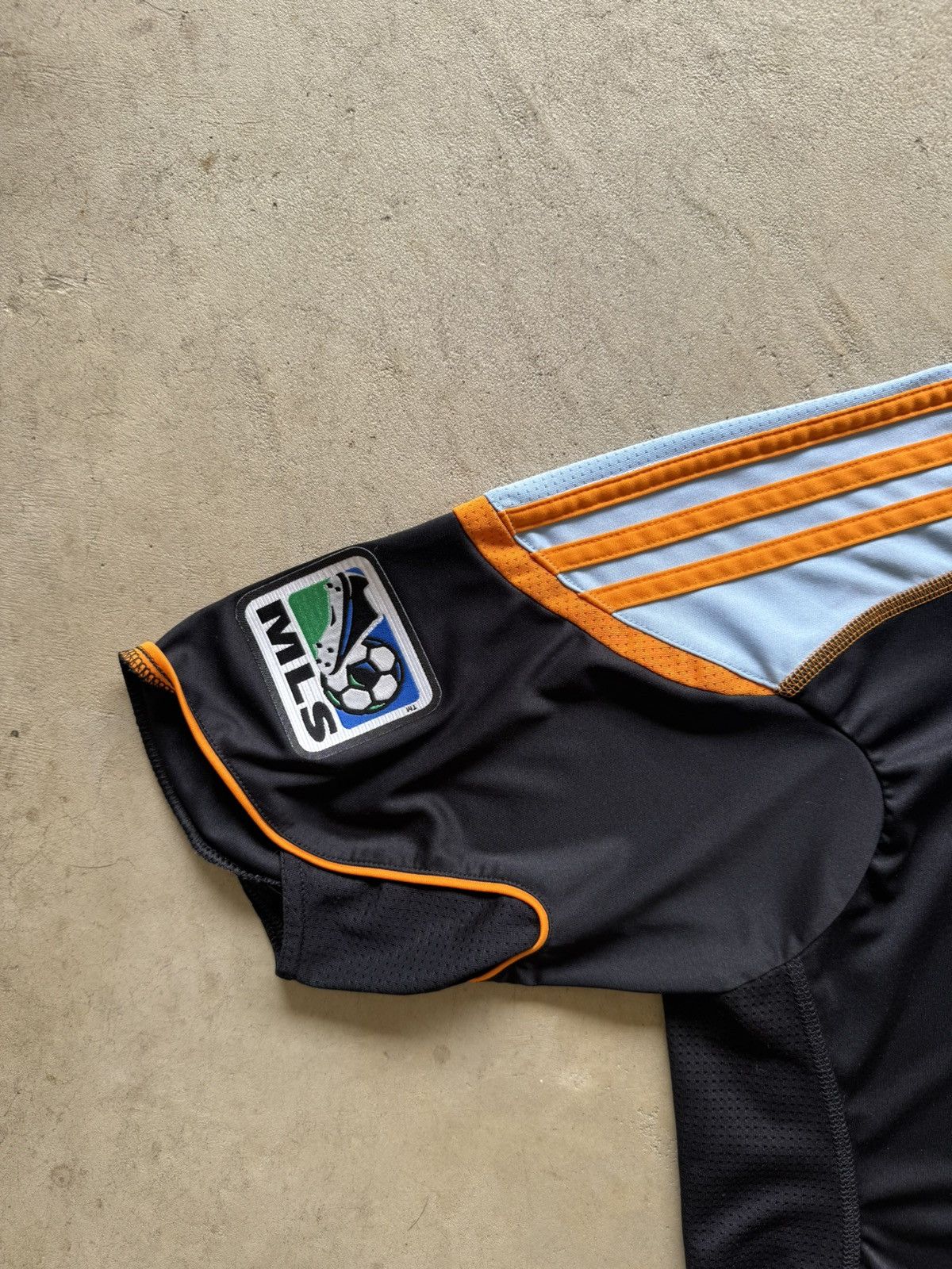 Adidas Y2K Vintage Adidas MLS All Stars Houston 2010 Soccer Jersey Size US M / EU 48-50 / 2 - 4 Thumbnail