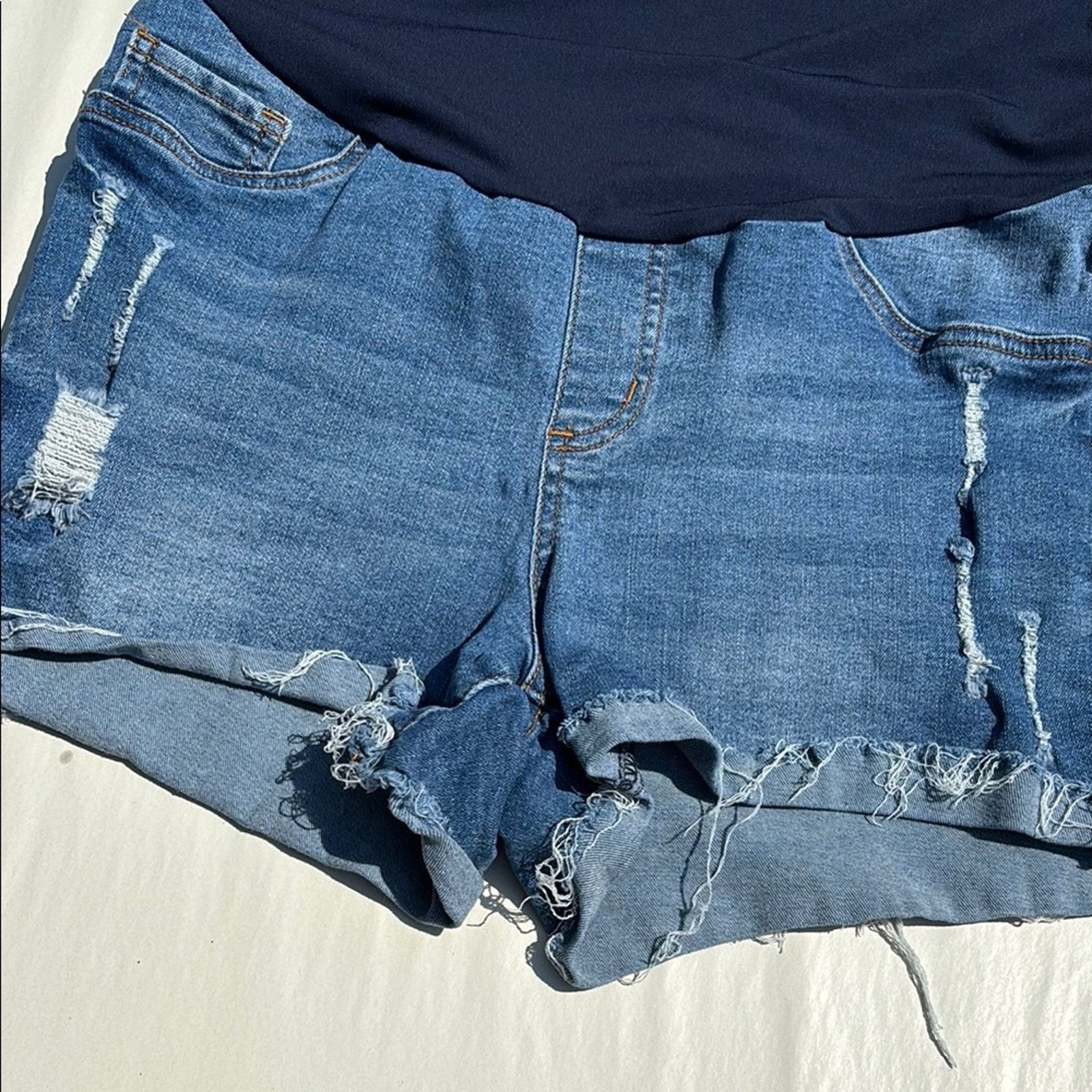 The Unbranded Brand S.O.N.G Denim Blue Maternity Shorts Size Large Size 34" / US 12 / IT 48 - 2 Thumbnail
