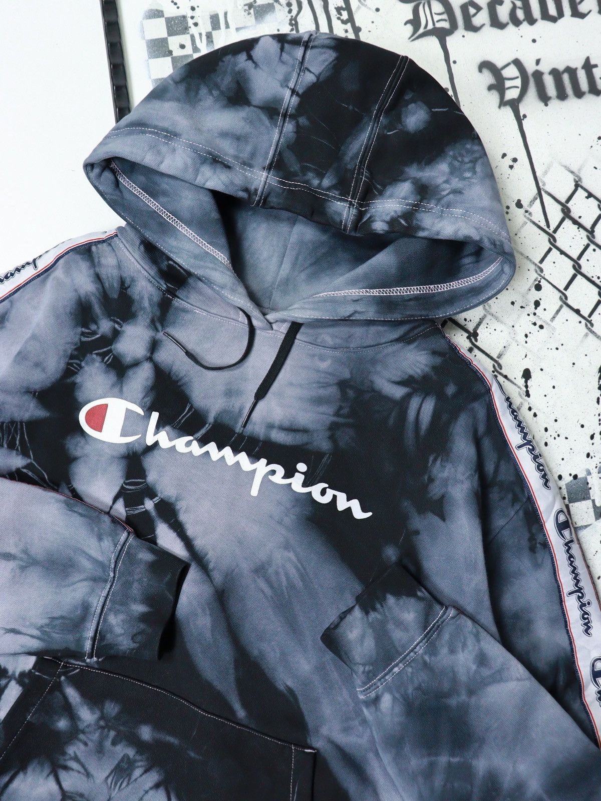 Women's Custom Made 1of1 Champion Tie-Dyed Hoodie Vtg Y2K