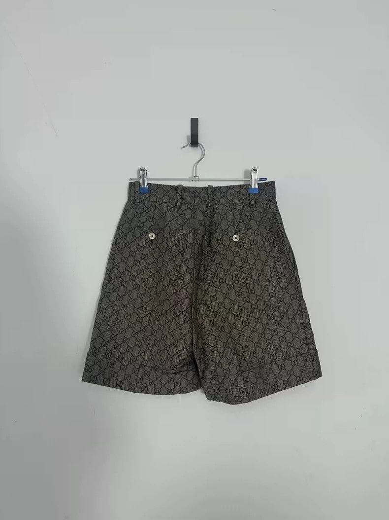 Gucci Gucci full of logo short 2501-Nextarrow Size US 38 / EU 54 - 2 Thumbnail