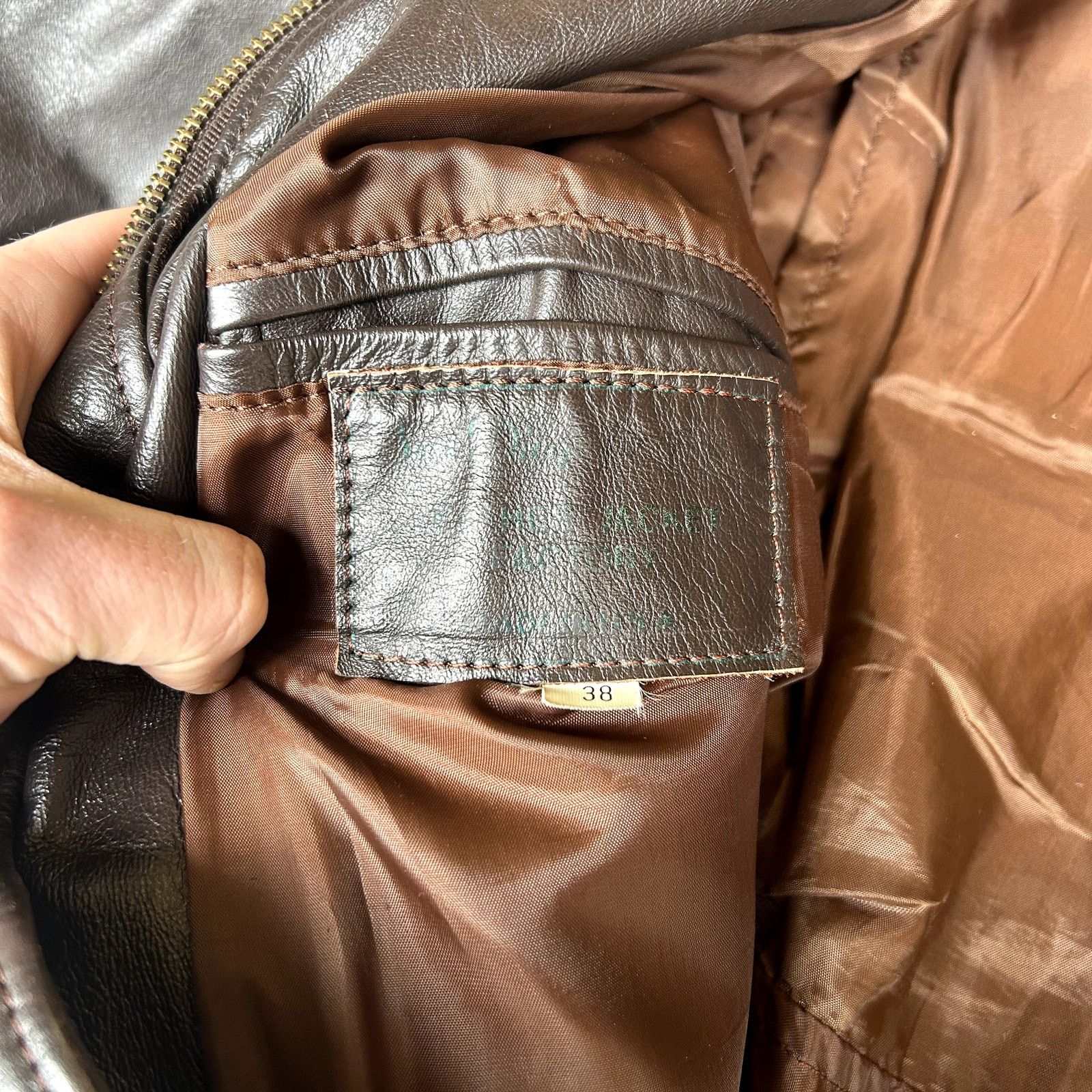 Vintage Vintage Leather Made in San Diego G3 Bomber Jacket 38 Size US M / EU 48-50 / 2 - 5 Thumbnail