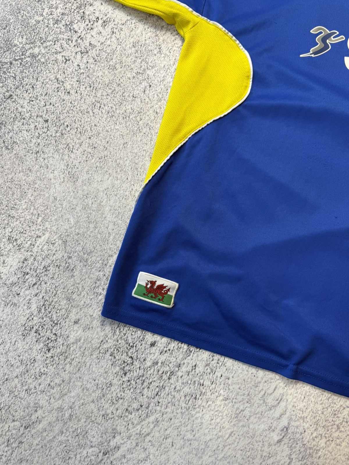 Puma Vintage Puma Cardiff City 2009/10 Home Shirt Soccer Jersey Size US XL / EU 56 / 4 - 10 Thumbnail