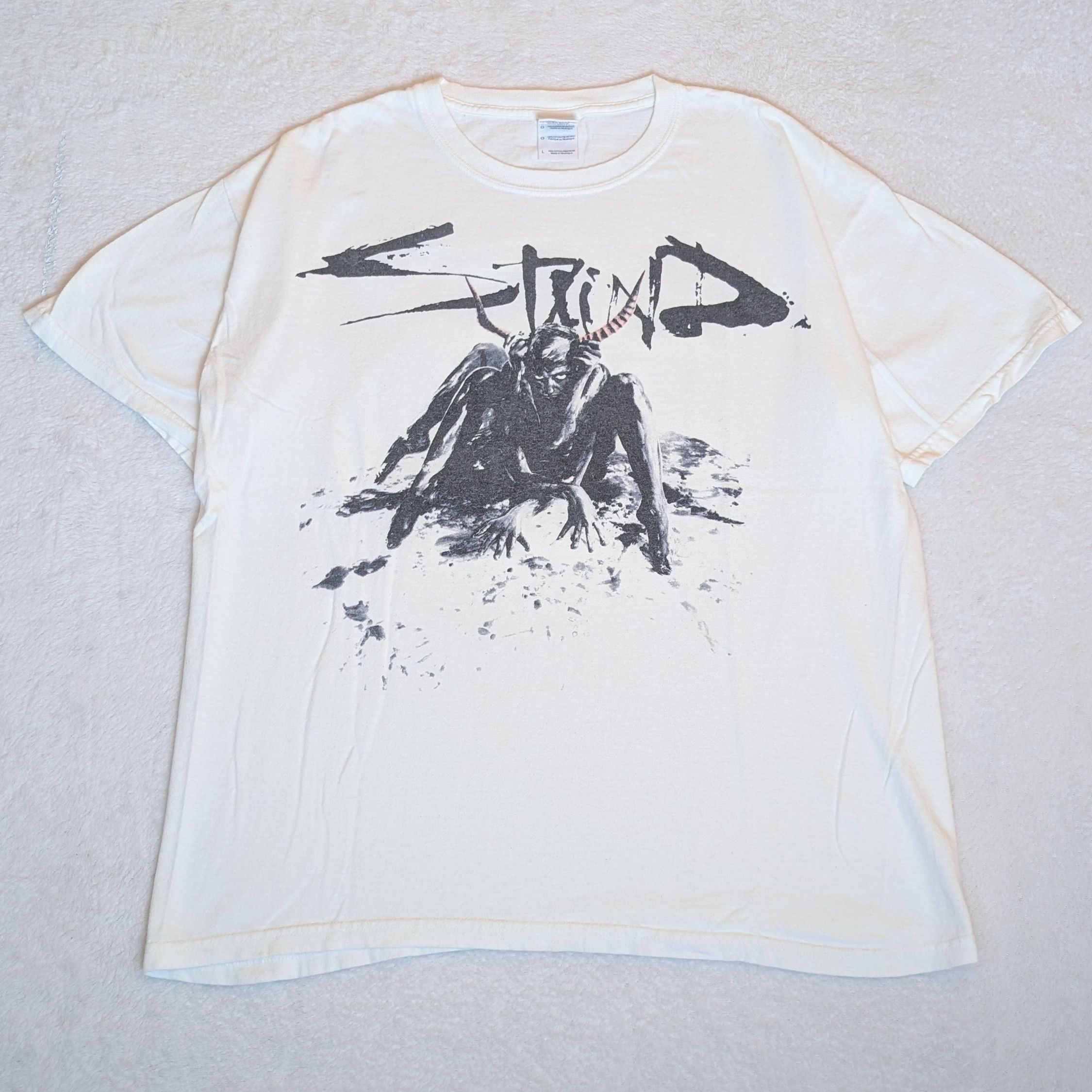 Vintage 2000's Staind Tee Size US L / EU 52-54 / 3 - 1 Thumbnail