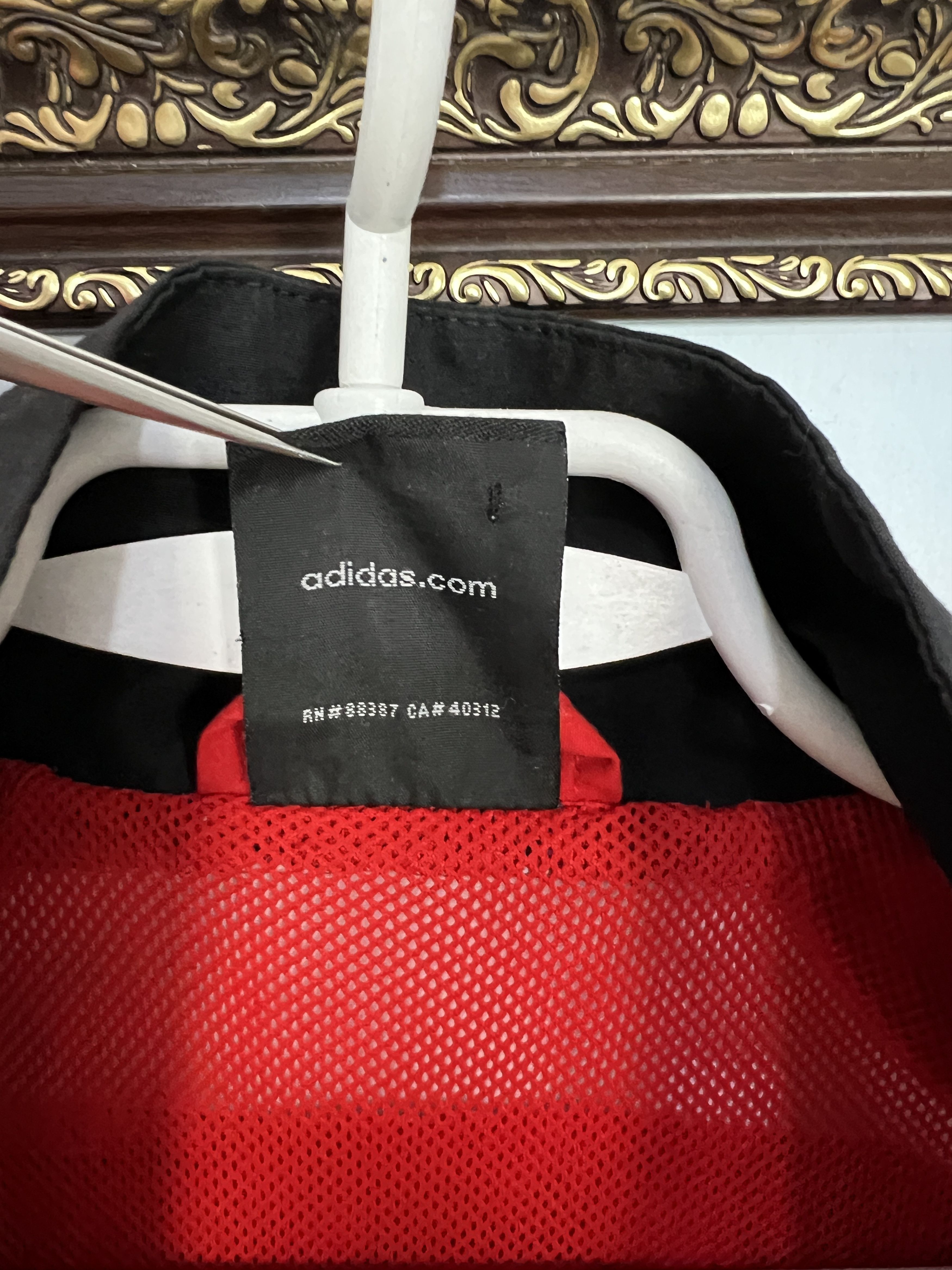 Adidas Vintage Adidas Liverpool Football Jacket Soccer Track Top Size US L / EU 52-54 / 3 - 11 Thumbnail