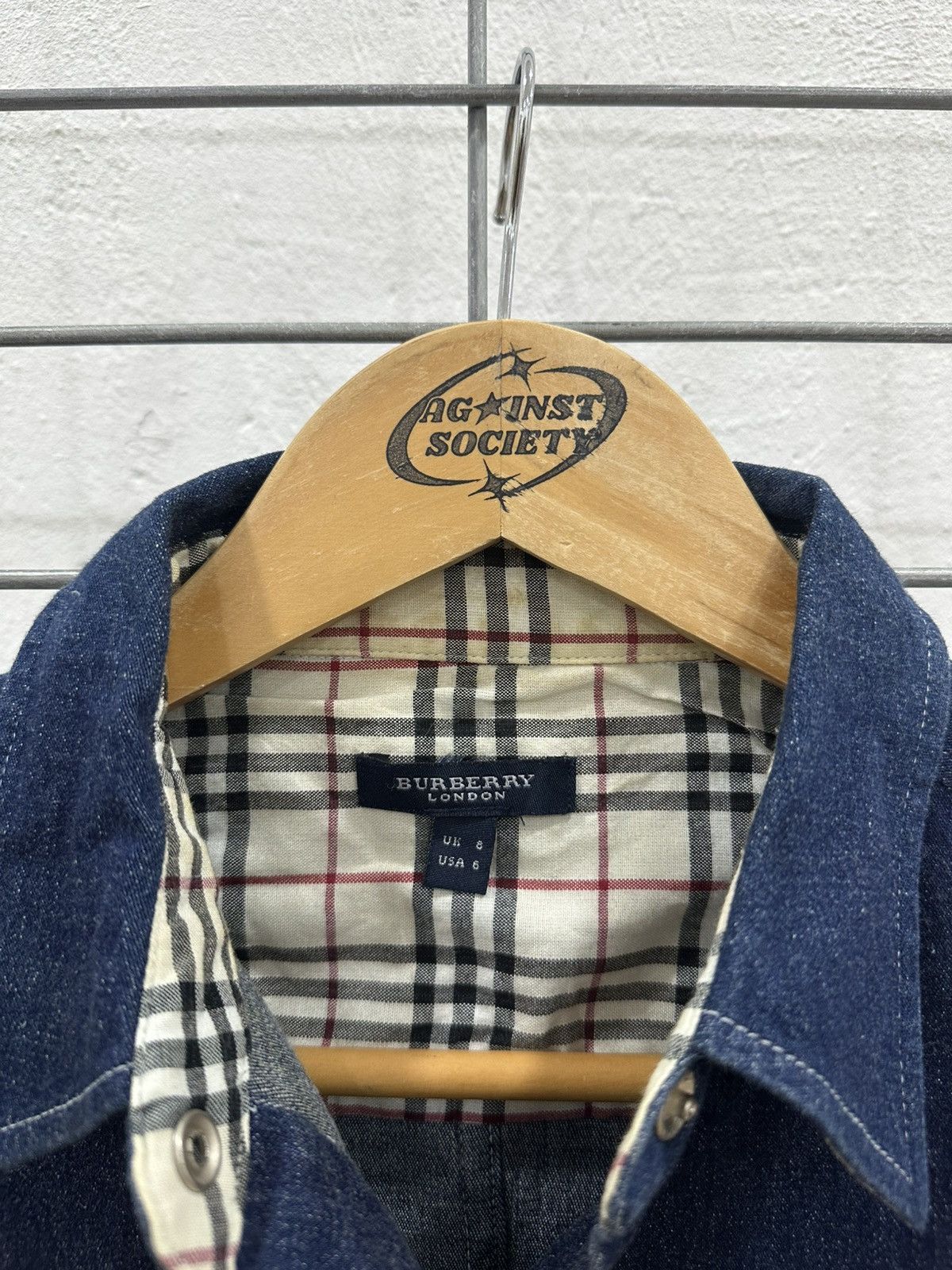 Burberry Rare And Beautiful Burberry Denim Double Pocket Work Shirt Size S / US 4 / IT 40 - 6 Thumbnail