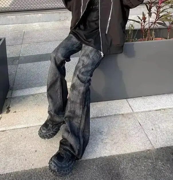 Japanese Brand Heavyweight washed and waxed micro flare jeans Size US 32 / EU 48 - 5 Thumbnail