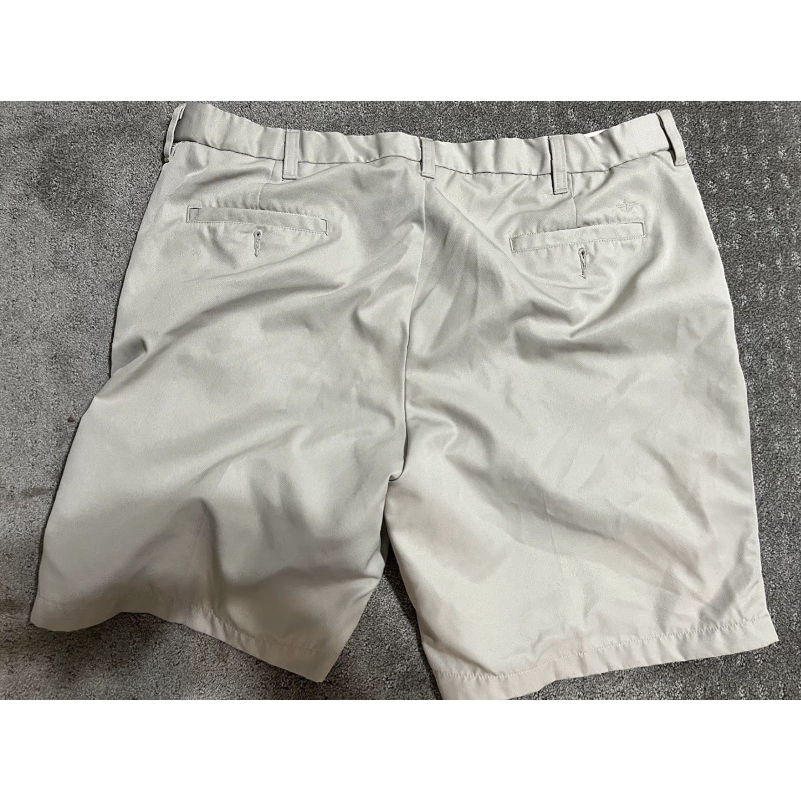 Dockers Dockers Men Shorts 40 Beige Solid Flat Front Bermuda Pockets Microfiber Polyester Cotton Casual Regular Belt Loops Front Flat Front Zip 40 in Mens Size US 40 / EU 56 - 2 Thumbnail
