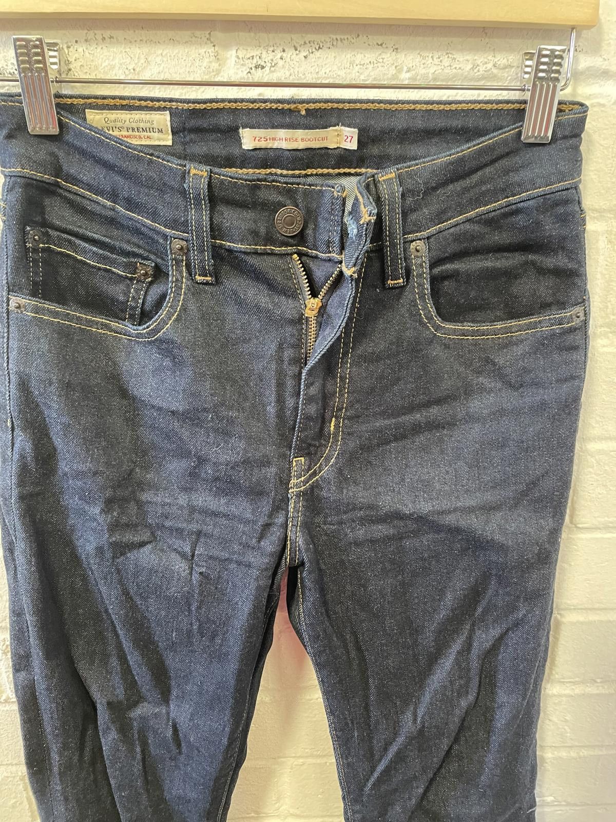 Levi's Levi's Women's Dark Blue Denim Jeans Size 27 Size 27" / US 4 / IT 40 - 1 Thumbnail