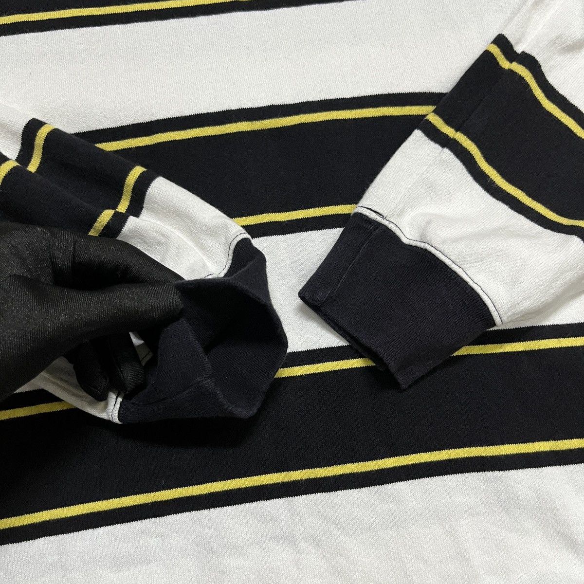 Japanese Brand × Uniqlo Uniqlo Stripes Longsleeve T Shirt Size US M / EU 48-50 / 2 - 2 Thumbnail