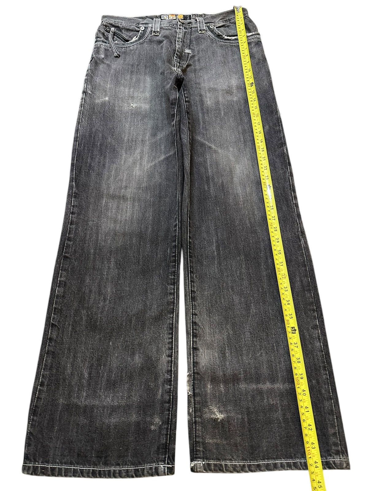 Akademiks Vintage Japanese Akademiks Faded Wash Distress Baggy Jeans Size US 33 - 14 Thumbnail