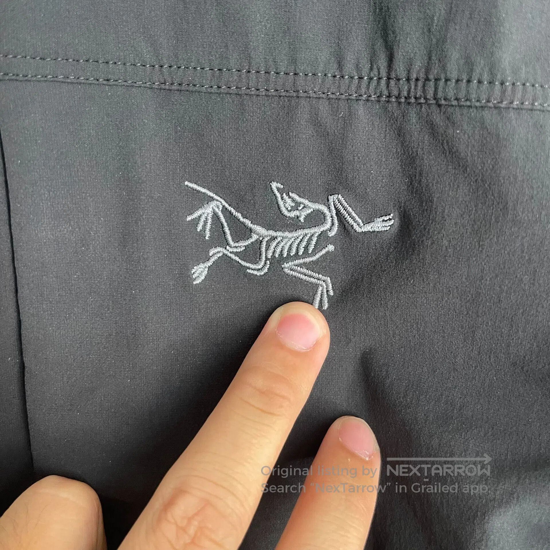 Arc'teryx Arcteryx Lightweight Black Hooded Jacket. Size US XXL / EU 58 / 5 - 2 Thumbnail