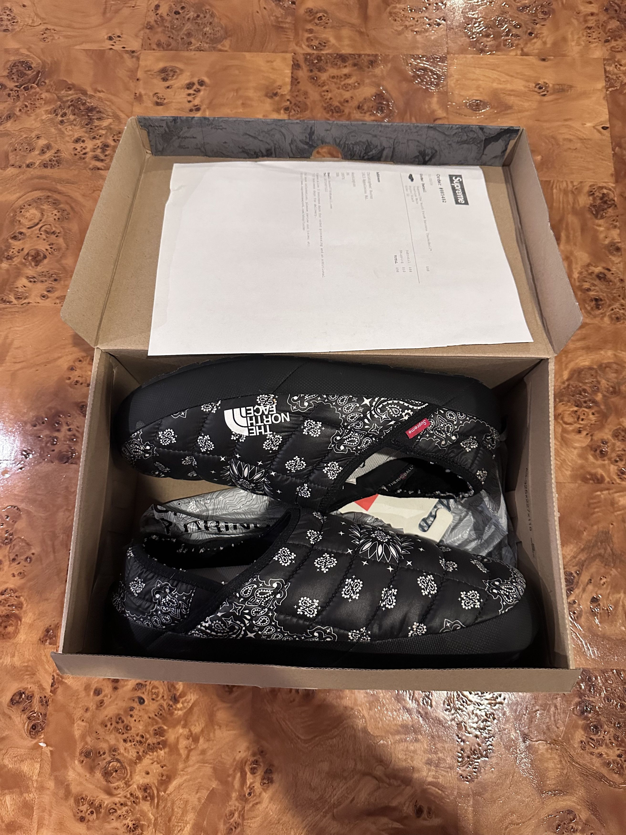 Supreme × The North Face Supreme X The North Face Traction Mule Size US 12 / EU 45 - 1 Thumbnail