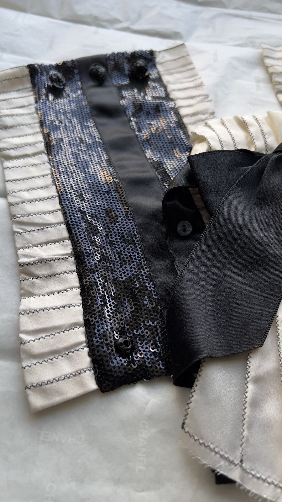 Chanel chanеl cuffs for clothes Size ONE SIZE - 15 Thumbnail