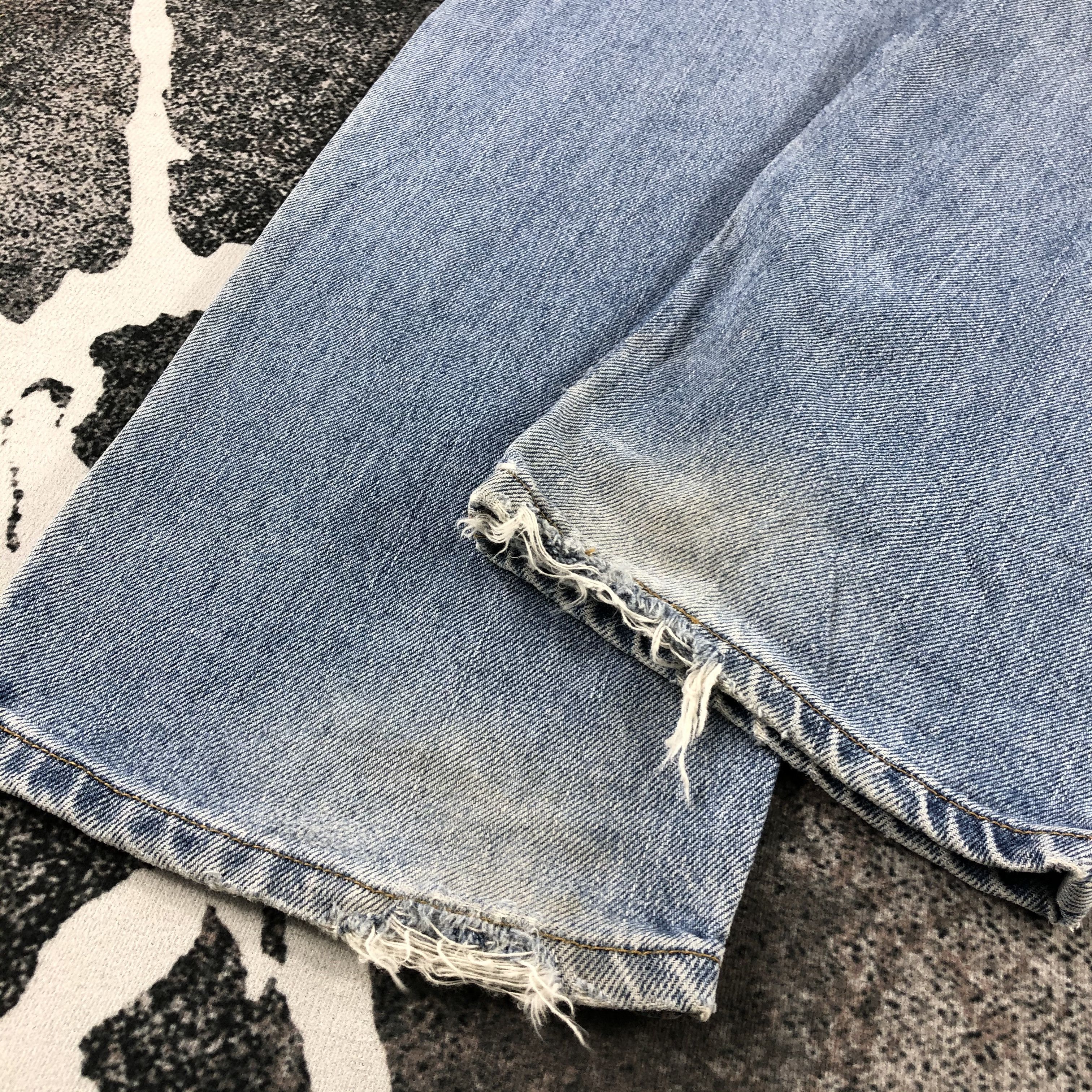 Levi's Vintage Levi's 550 Jeans Relaxed Fit Denim KJ1045 Size US 35 - 6 Thumbnail