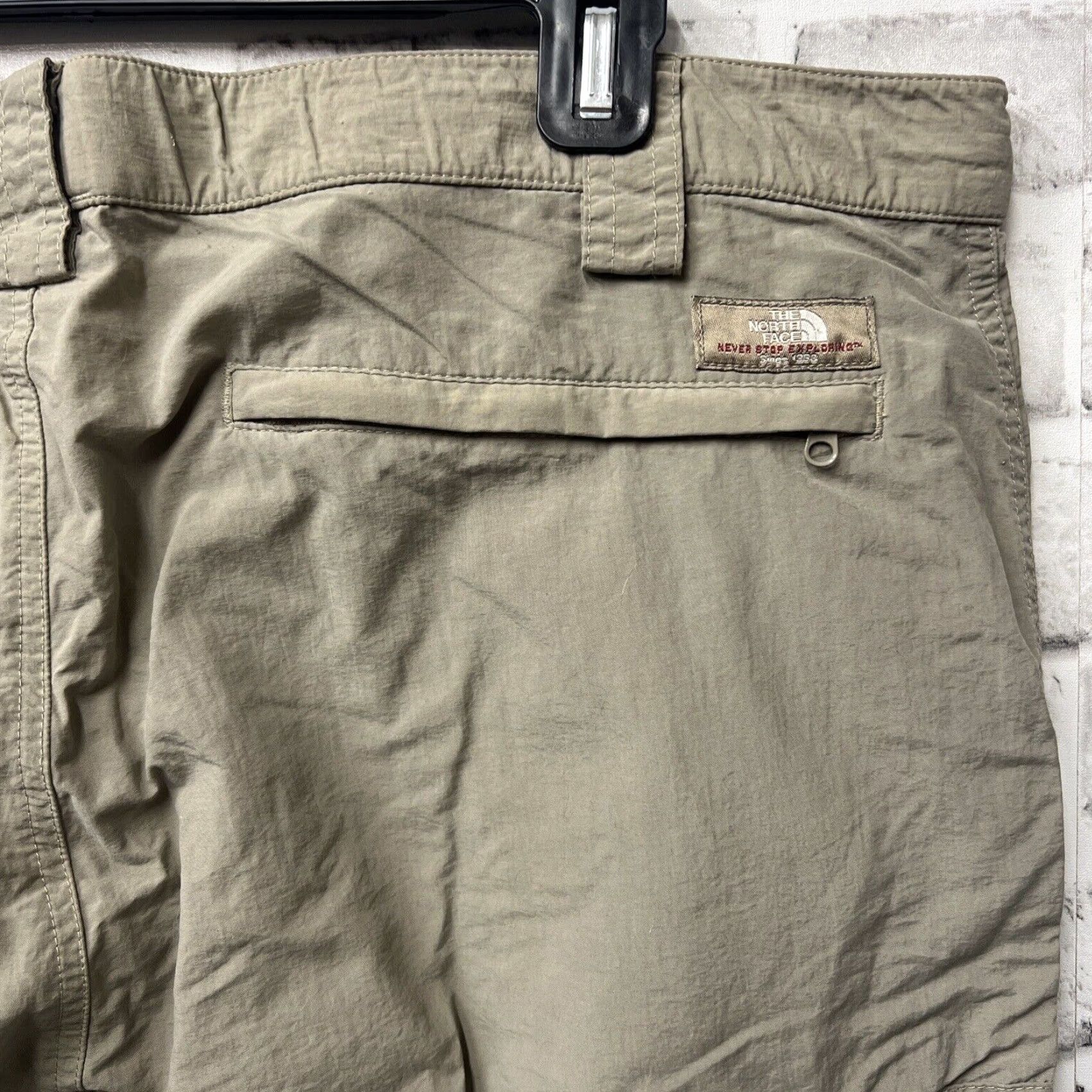 The North Face The North Face Beige Nylon Hiking Pants Mens Large 38x31 Size US 33 - 3 Thumbnail