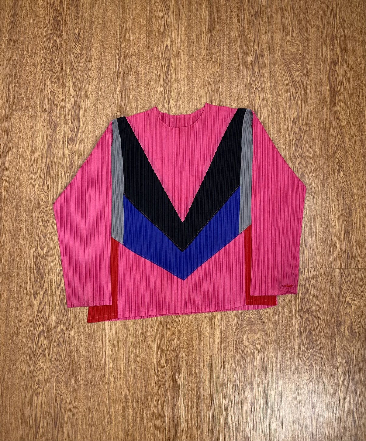Pleats multi color long sleeve shirt