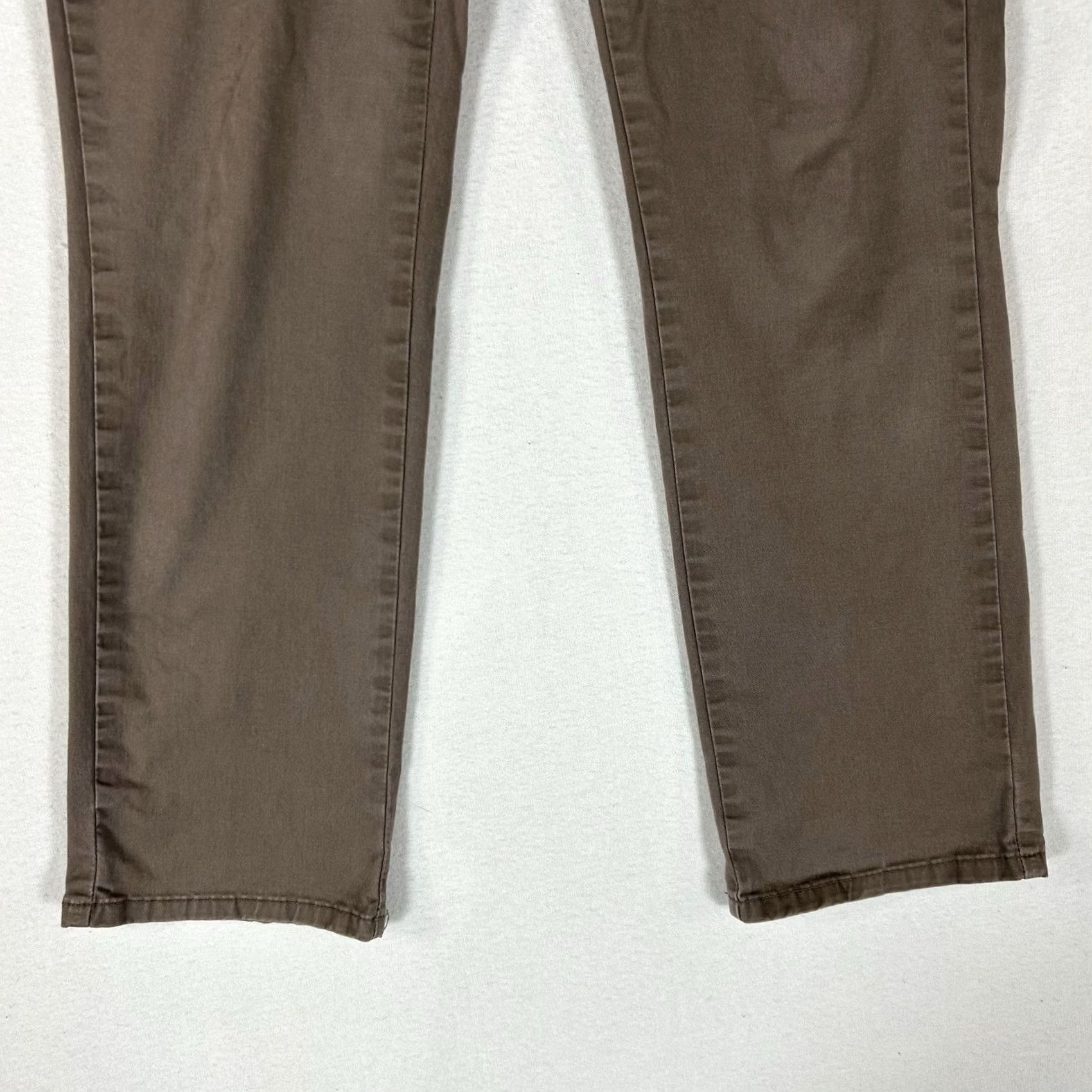 Lee Lee Chino Pants Womens 6 Short Mid Rise Straight Leg Stretch Casual Size 28" / US 6 / IT 42 - 3 Thumbnail