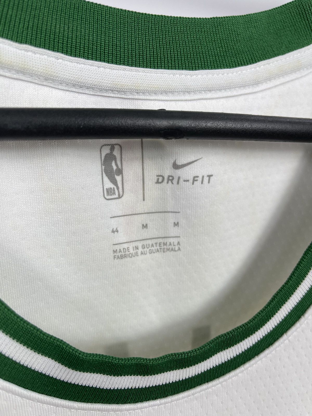 Nike Boston Celtics Jersey Mens Size M Basketball #8 Walker Nike Size US M / EU 48-50 / 2 - 7 Thumbnail
