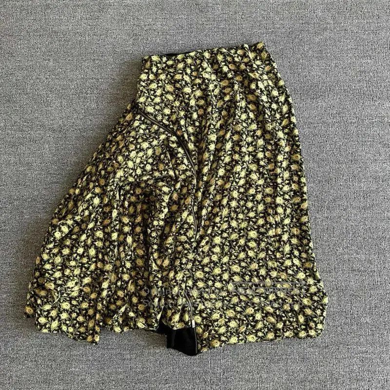 Burberry Burberry Yellow Silk Floral Midi Skirt. Size 22" - 2 Thumbnail