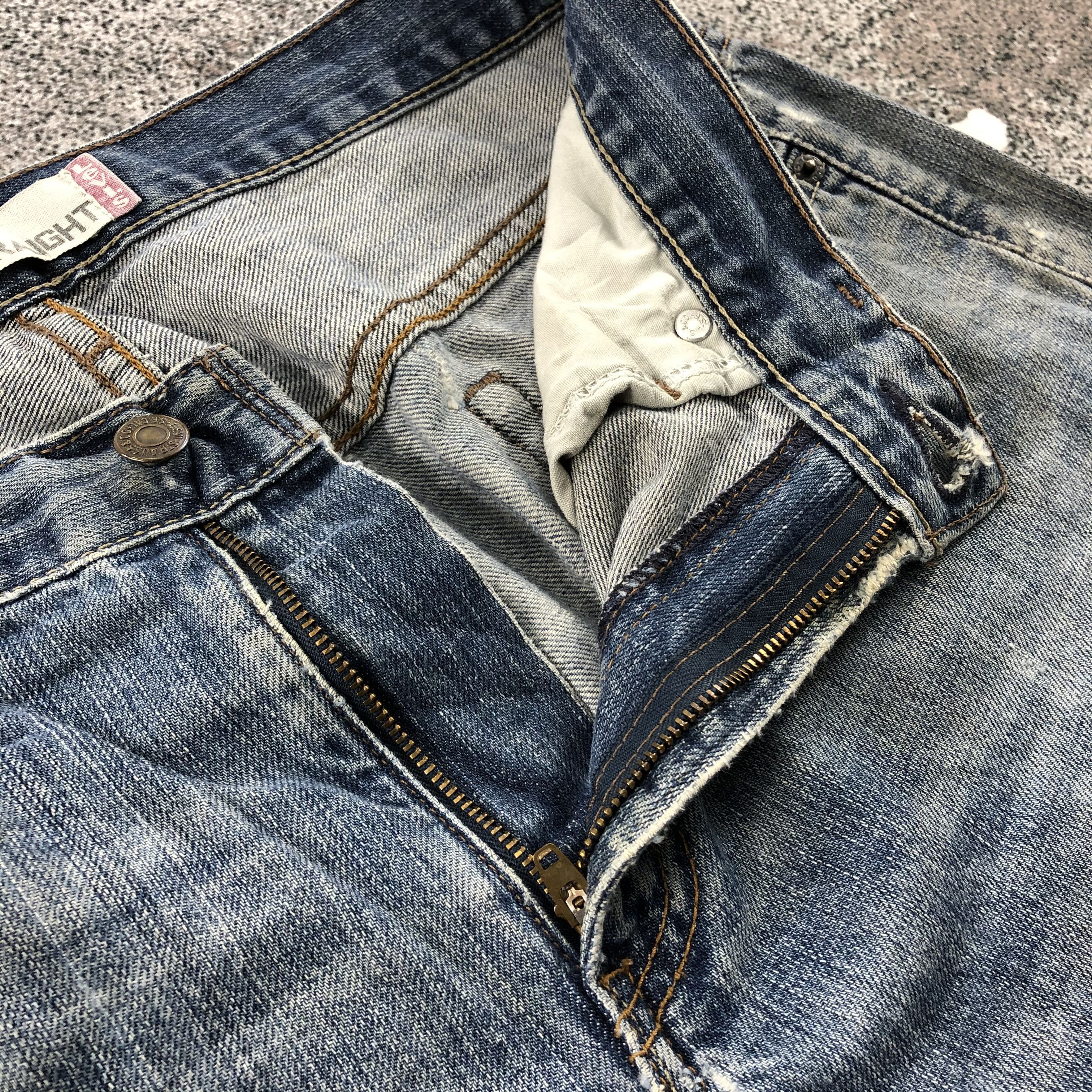 Levi's Vintage Levis 569 Jeans Distressed Denim KJ666 Size US 31 - 8 Thumbnail