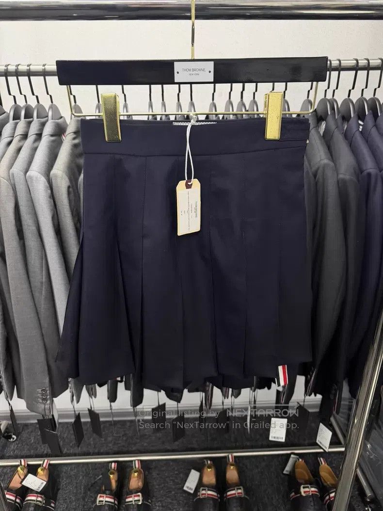 Thom Browne Thom Browne Pleated Skirt Size 25" / US 0 / IT 36 - 1 Thumbnail