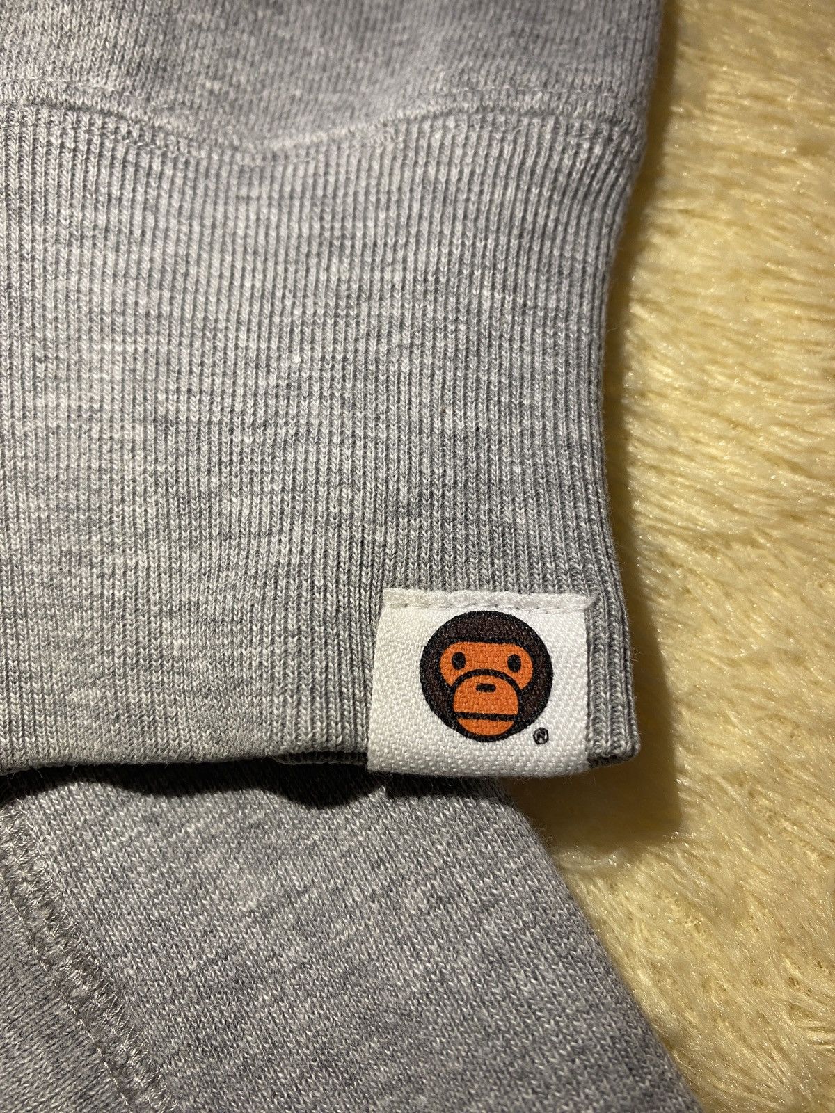 Bape Baby Milo Crewneck (2004) Size US S / EU 44-46 / 1 - 6 Thumbnail