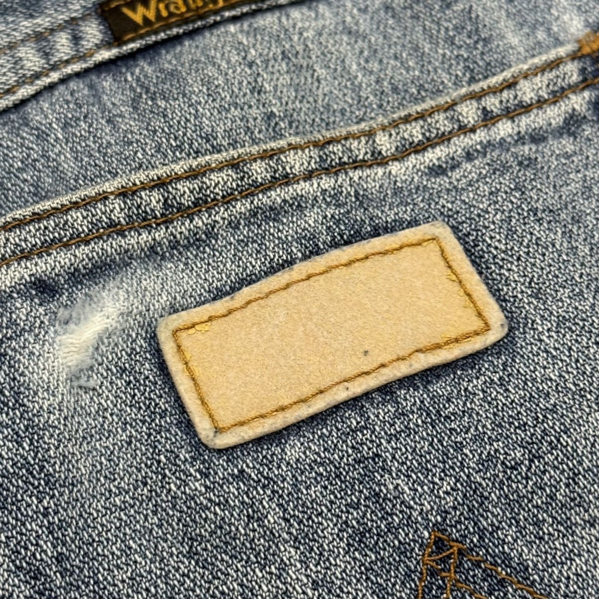 Wrangler Vintage Wrangler Light Wash Distressed Denim Pants Size US 36 / EU 52 - 15 Thumbnail