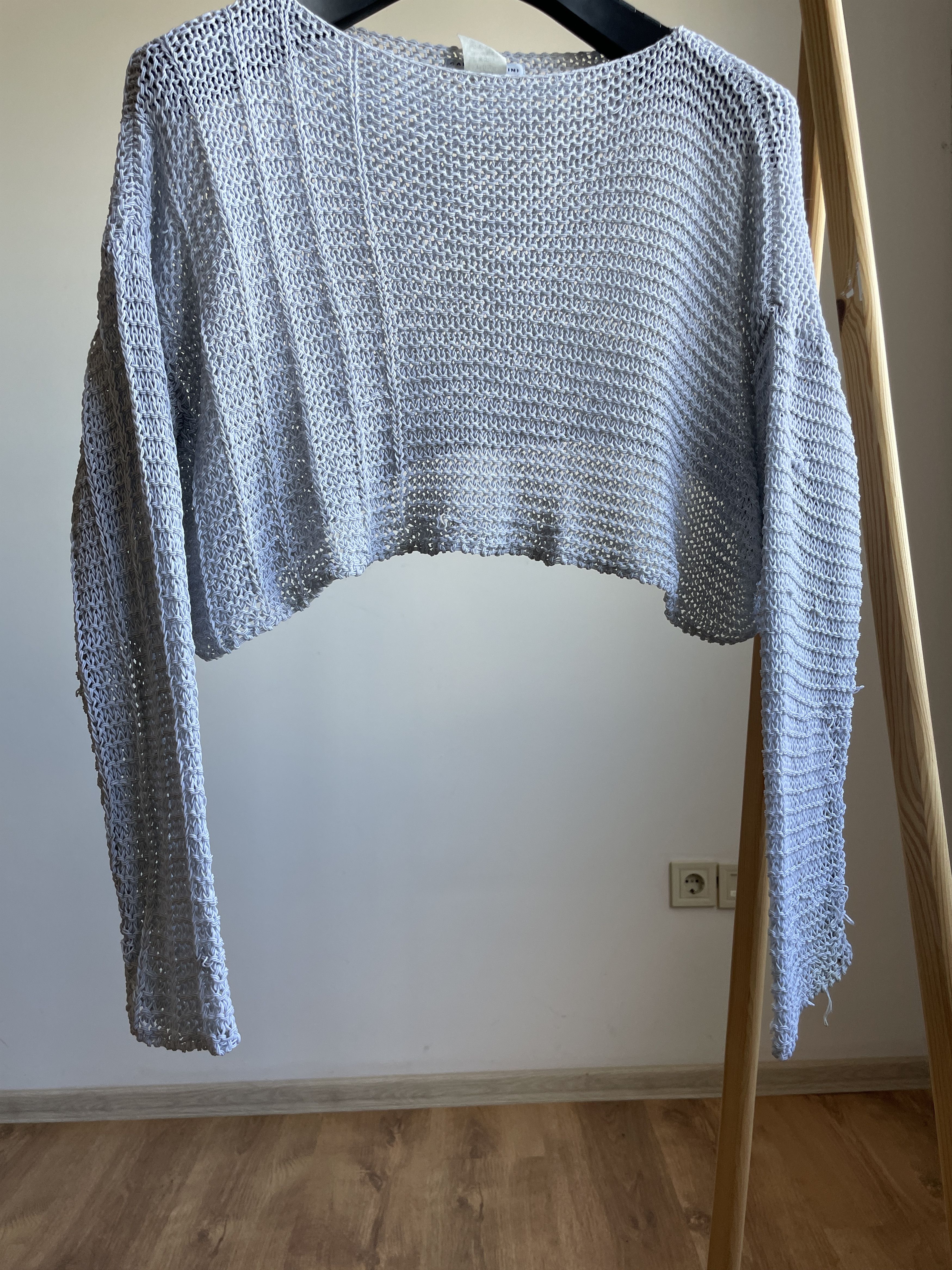 Sarah Pacini Sarah Pacini Cropped Mesh Knit Oversized Sweater Size ONE SIZE - 4 Thumbnail
