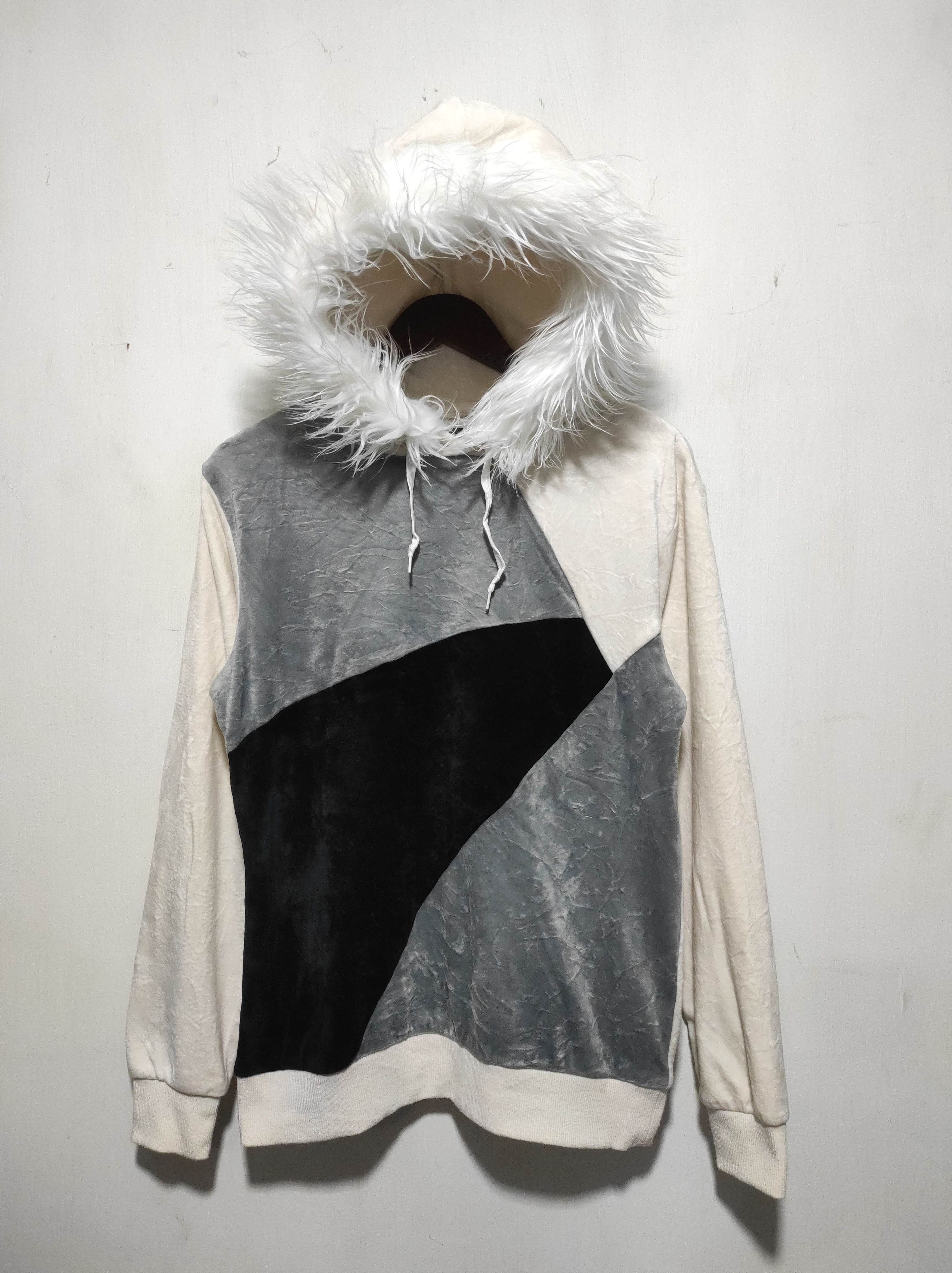 semanticdesign Semantic Design Fur Hoodie i6w9 Lgb Style Size US S / EU 44-46 / 1 - 2 Thumbnail