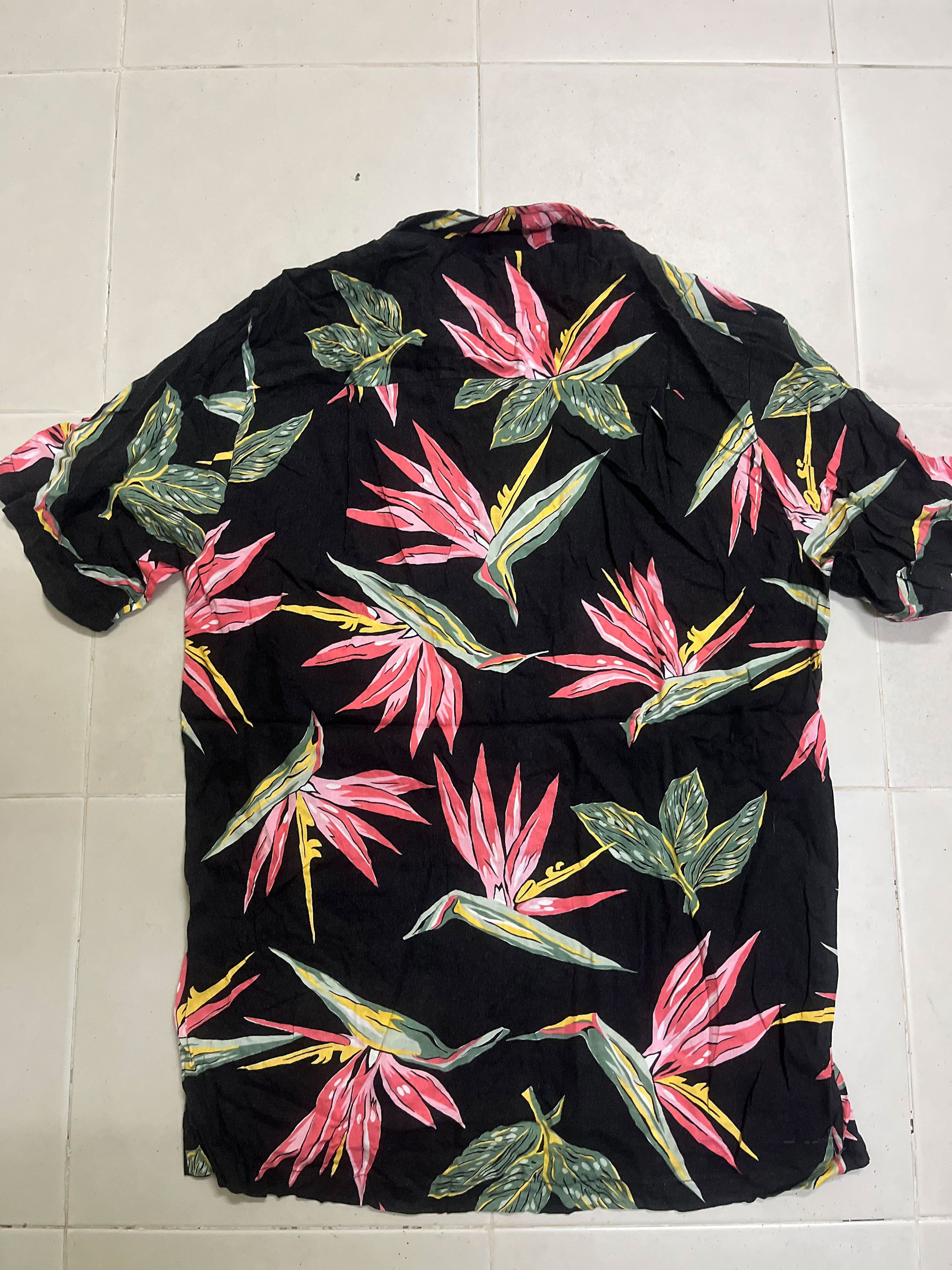 Paradise Found Vintage Paradise Found Hawaiian Hawaii Short Sleeve 80s Size US M / EU 48-50 / 2 - 3 Thumbnail
