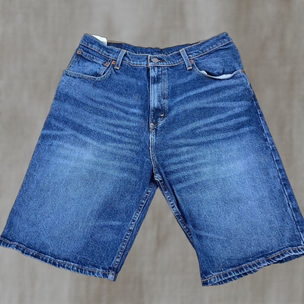 Levi's Levis 569 Shorts Men 32 Relaxed Denim Medium Wash Blue 5-Pocket Zip Belt Loops Casual Heritage 90s Theme Mens Size US 32 / EU 48 - 1 Thumbnail