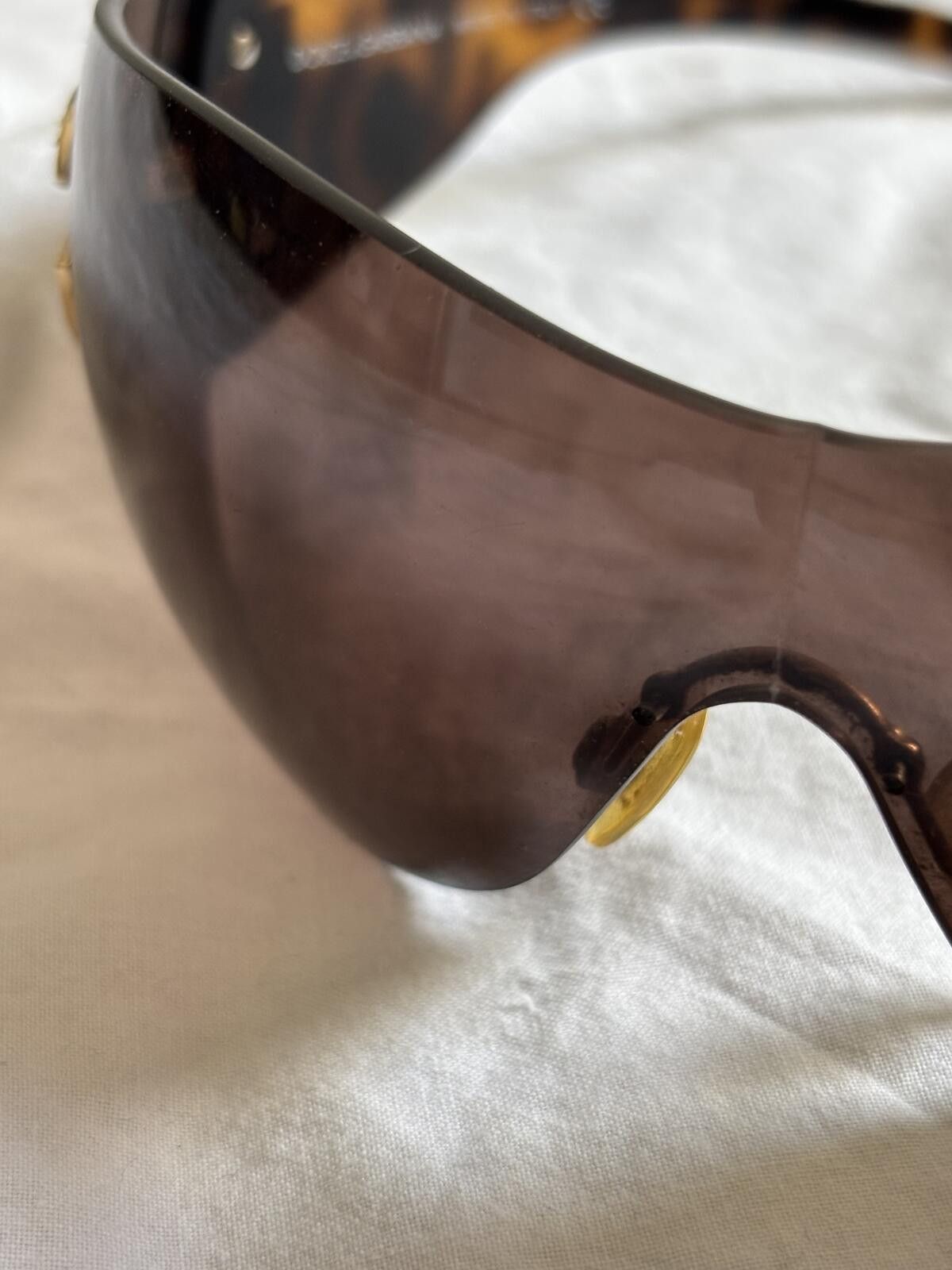 Dolce & Gabbana Dolce & Gabbana - Brown Shield Logo Sunglasses Size ONE SIZE - 8 Thumbnail