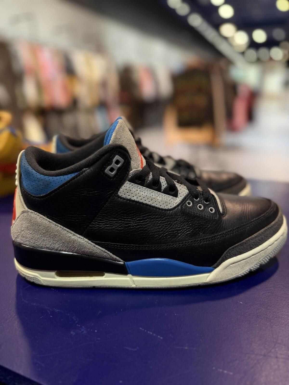 Jordan Brand Size 9.5 - Air Jordan 3 Retro OG Rare Air (IB8967-004) Size US 9.5 / EU 42-43 - 8 Thumbnail
