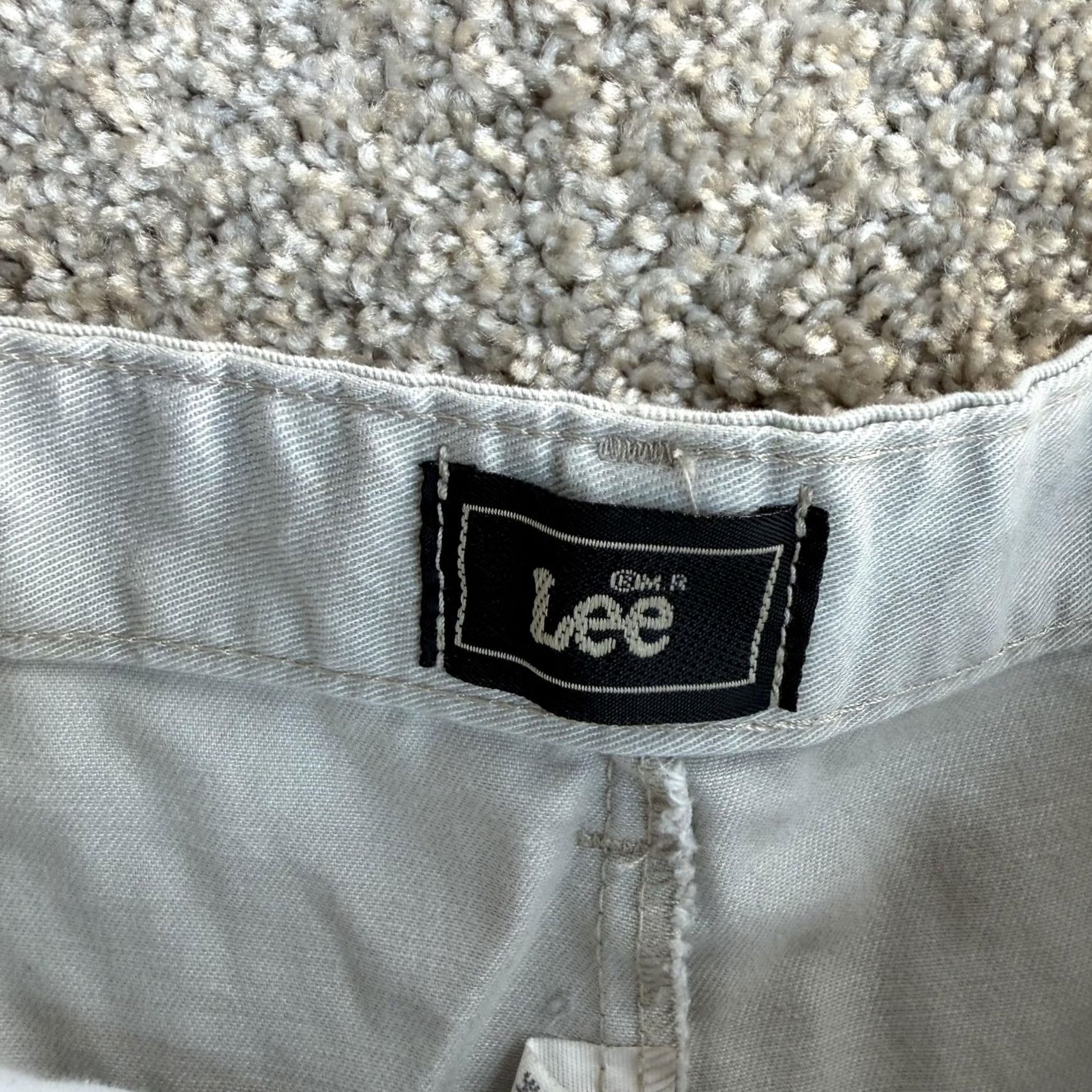 Lee Lee Shorts Womens 16 Gray Twill Pleated Elastic Waist Casual Chino Shorts Size 38" / US 16 / IT 52 - 3 Thumbnail