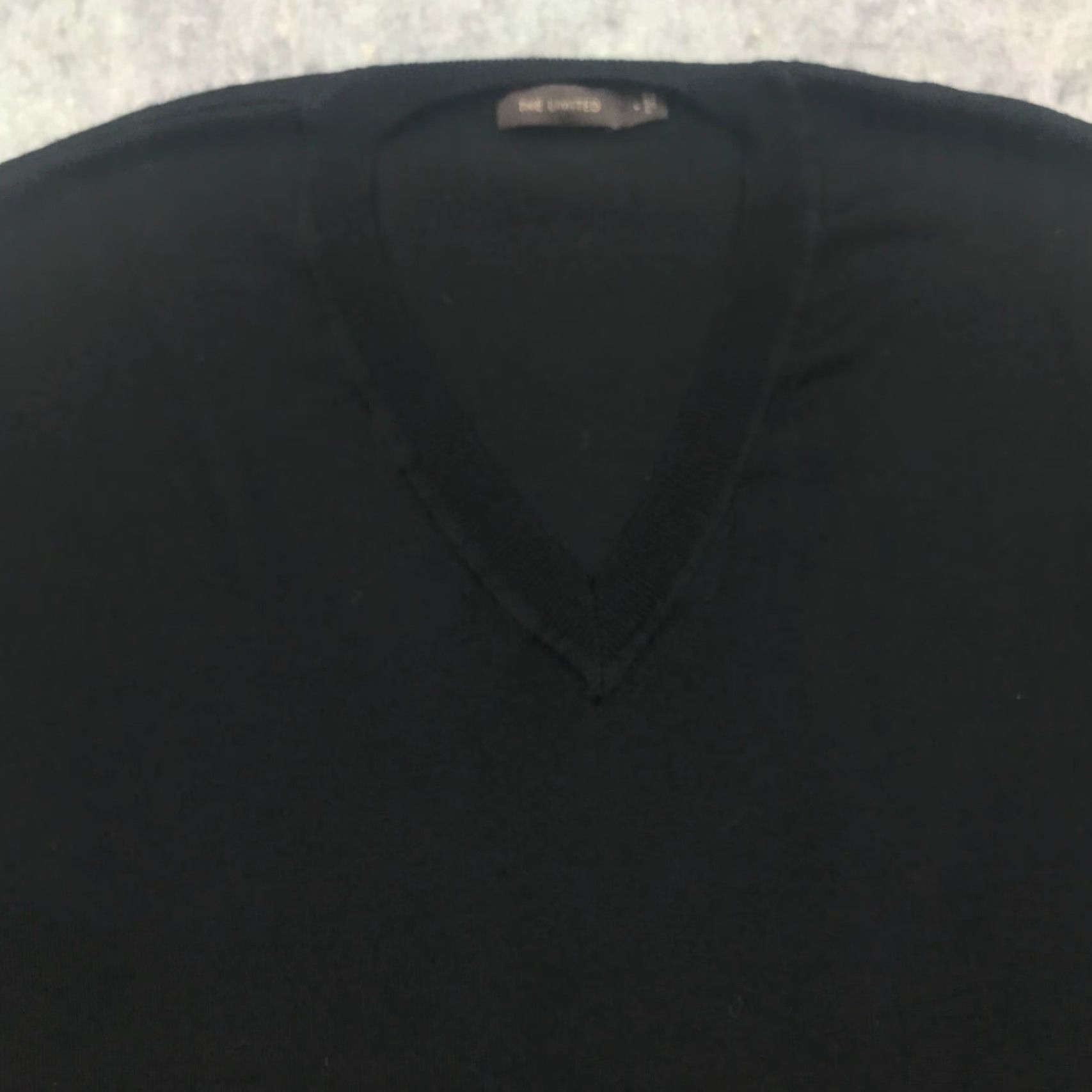Vintage VINTAGE The Limited Womens Sweater Pullover Short Sleeve V-Neck Merino Wool Blend Black Large 1/2 Sleeve 90s Womens Size L / US 10 / IT 46 - 3 Thumbnail