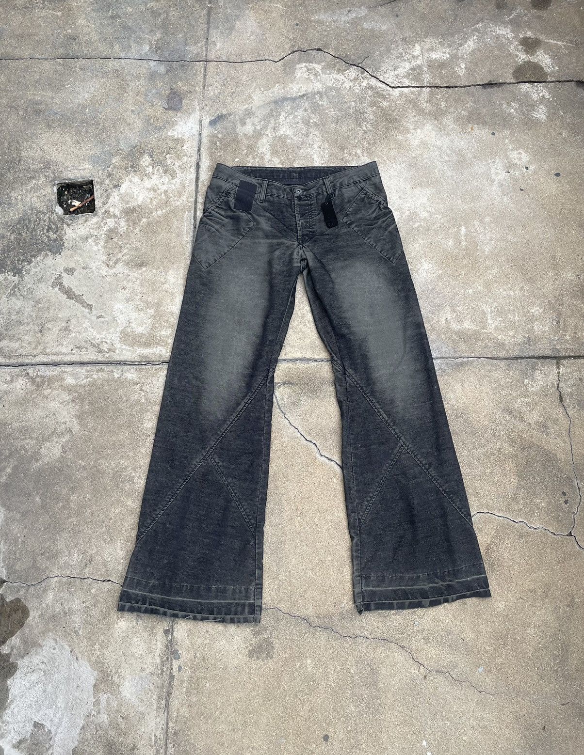 image of Rick Owens x Rick Owens Drkshdw Archive "slab" Diamond Cut Flared Denim in Charcoal, Men's (Size 32