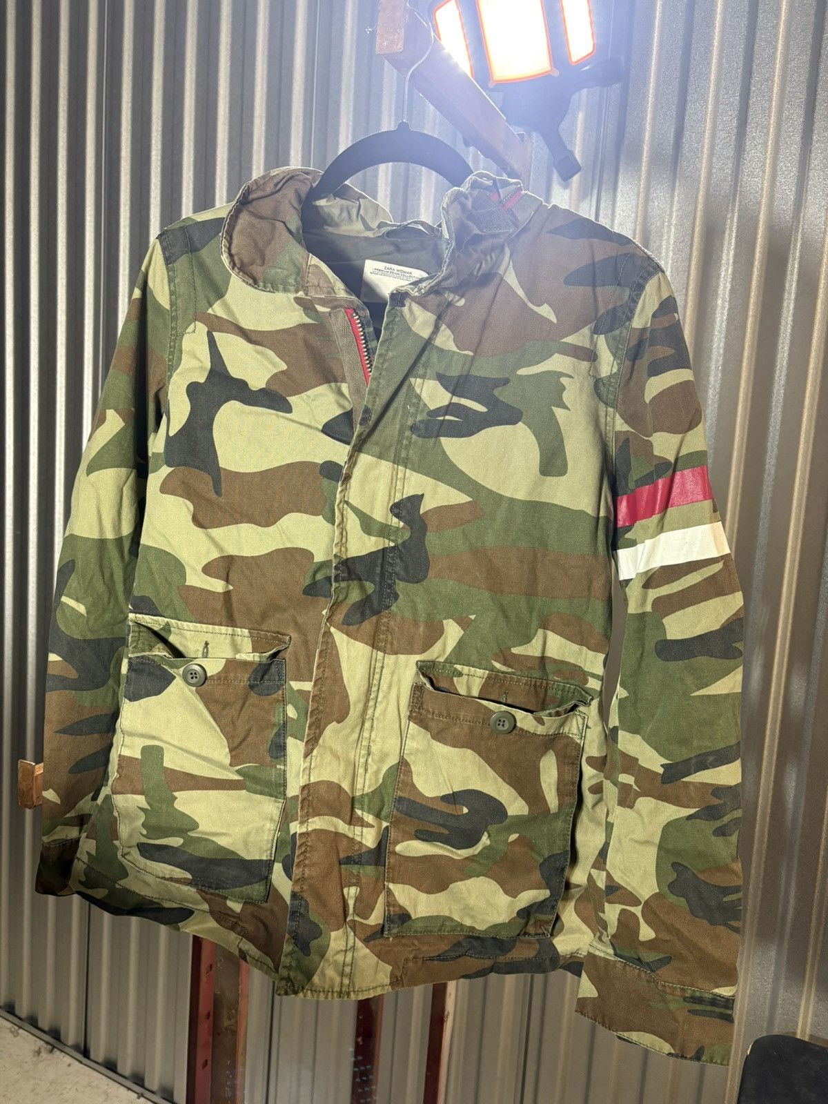 Zara Zara woman size xs Green and brown camo jacket Size XS / US 0-2 / IT 36-38 - 2 Thumbnail