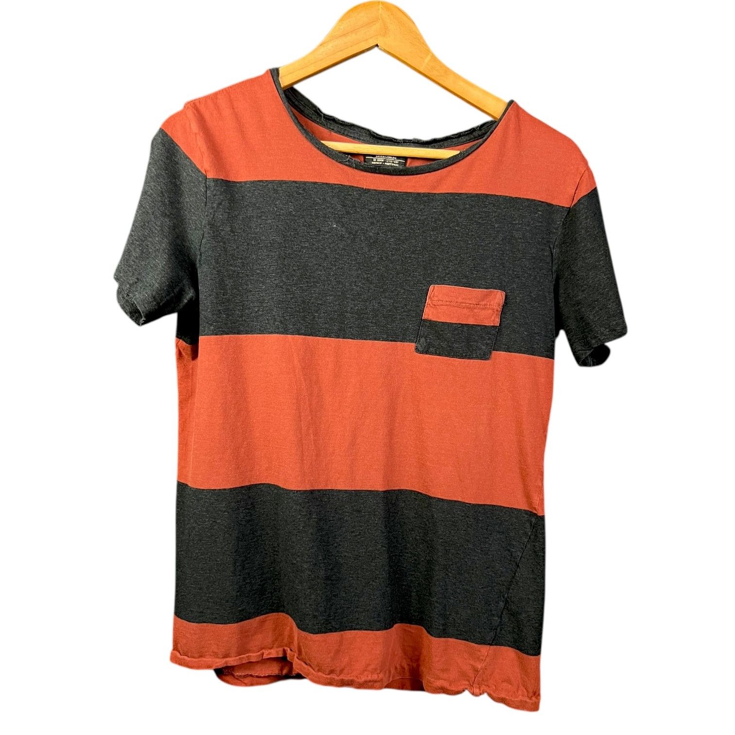 Allsaints Men's Allsaints Raw Wide Neck T-Shirt - Size S - $79 Retail Size US S / EU 44-46 / 1 - 1 Thumbnail